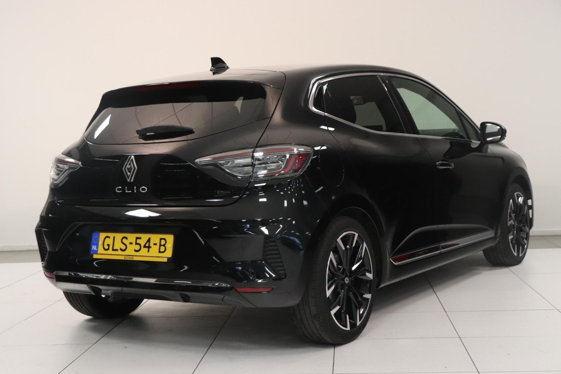 Renault Clio met kenteken GLS-54-B – achteraanzicht