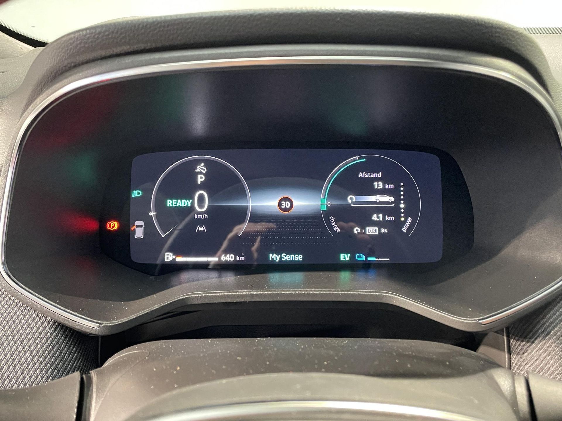Renault Clio met kenteken JHV-98-N – interieur