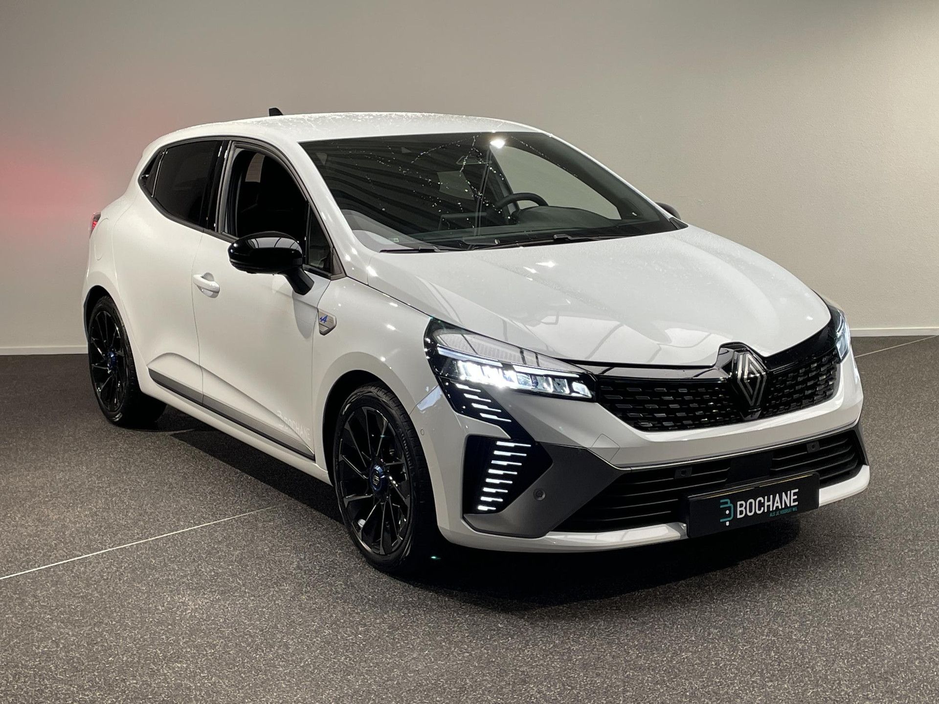 Renault Clio met kenteken JHV-98-N – dashboard