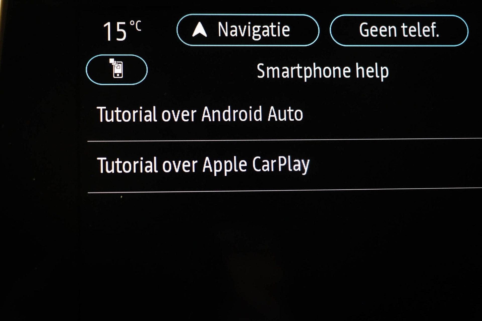 Renault Clio met kenteken JXG-06-H – detailfoto