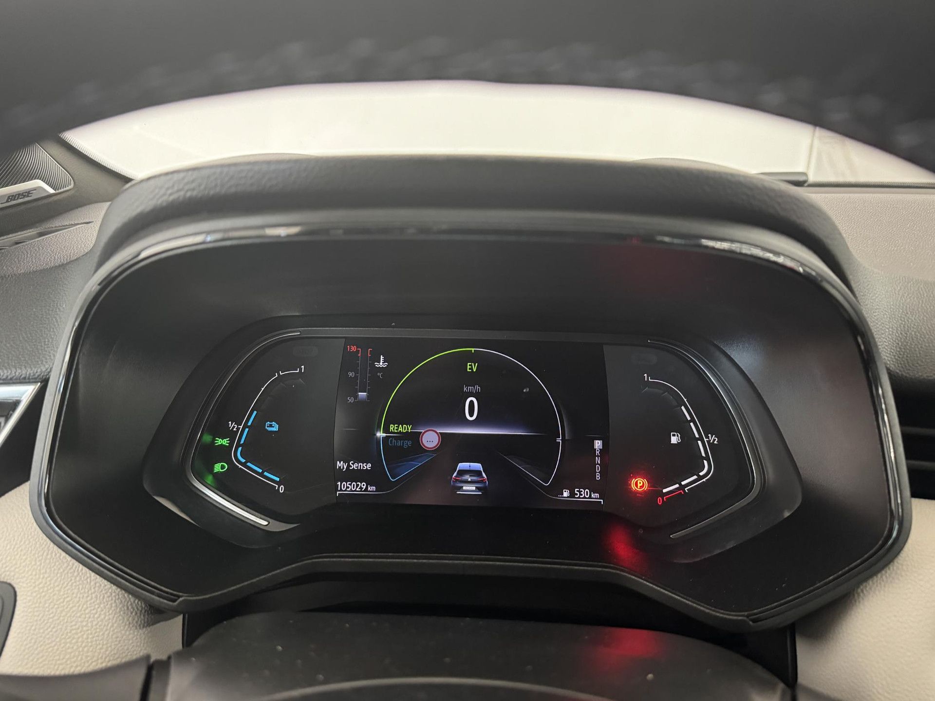 Renault Clio met kenteken P-368-DZ – dashboard