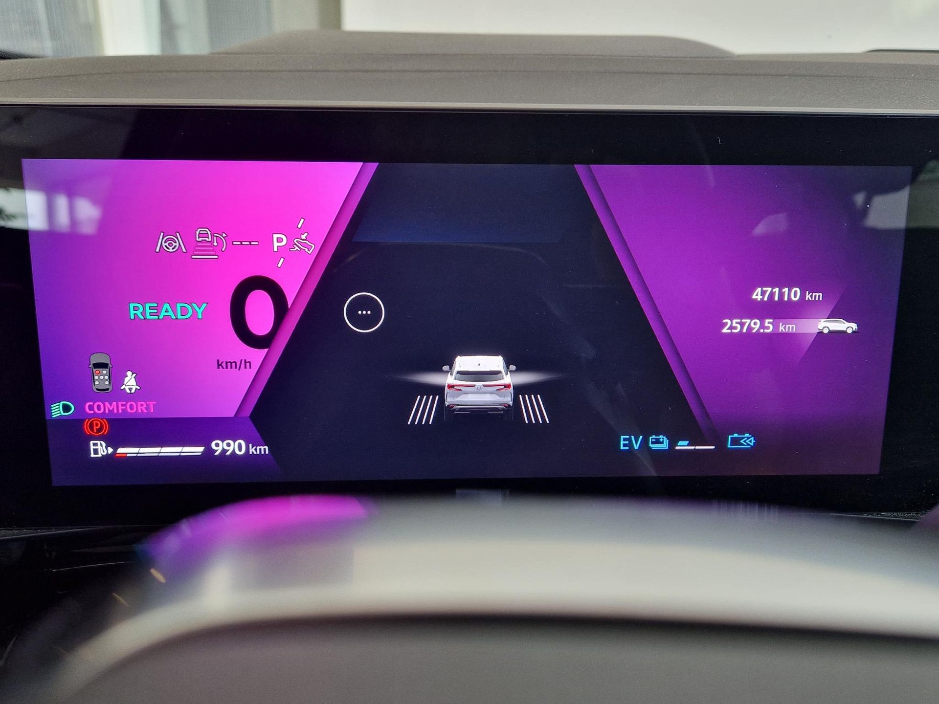 Renault Espace met kenteken GDB-47-T – dashboard