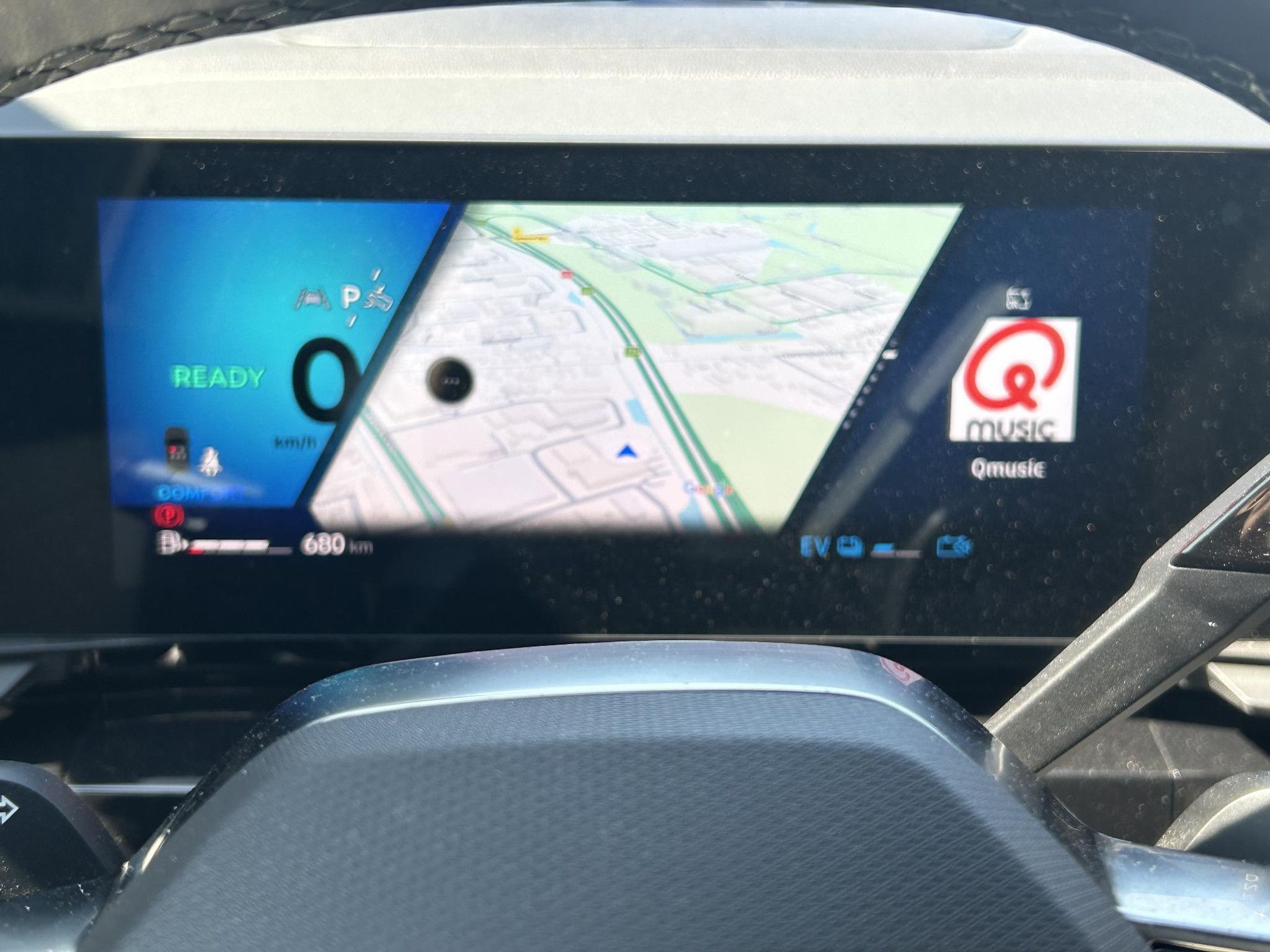 Renault Espace met kenteken JDH-35-H – dashboard