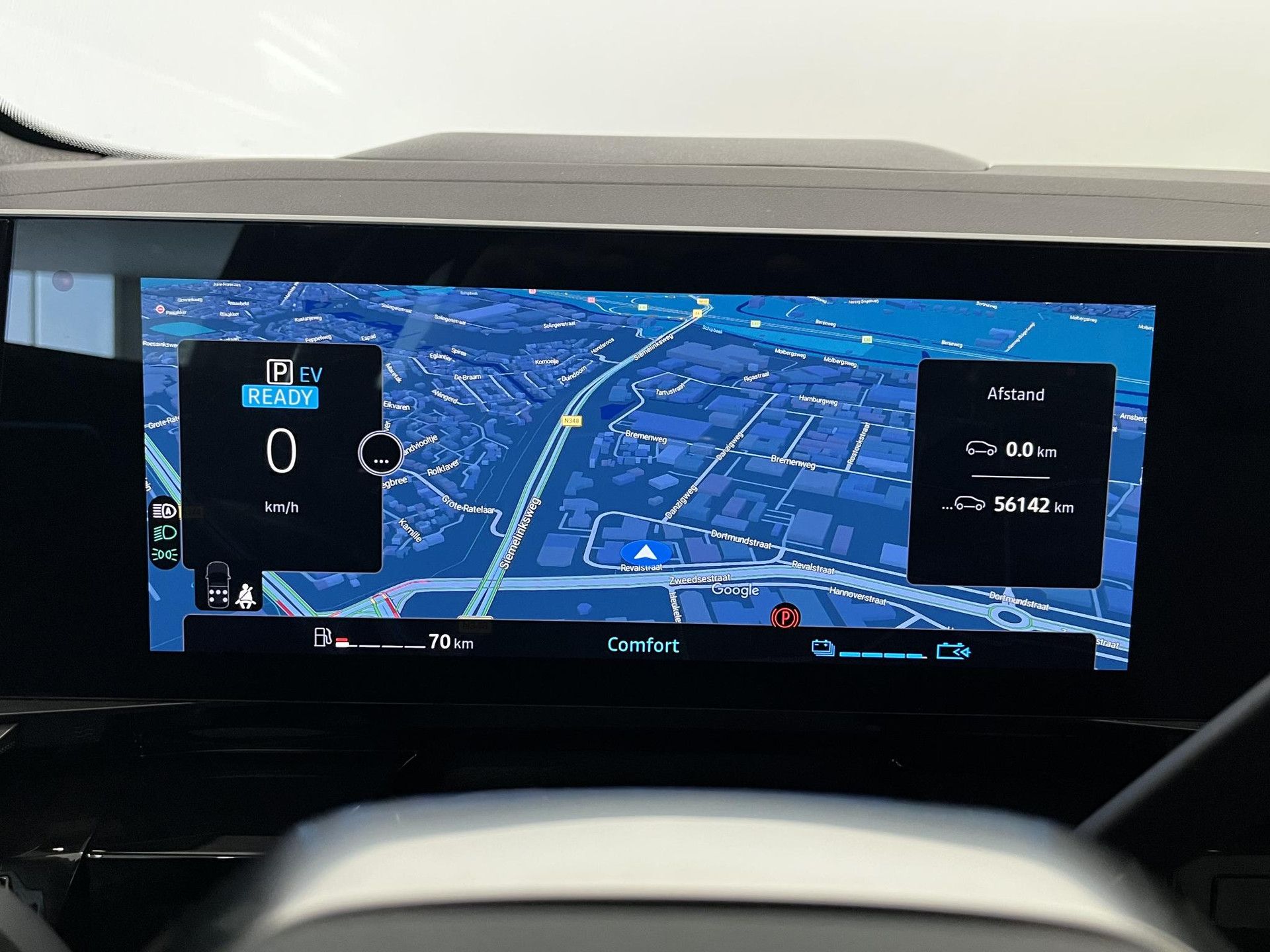 Renault Espace met kenteken KBK-68-G – dashboard