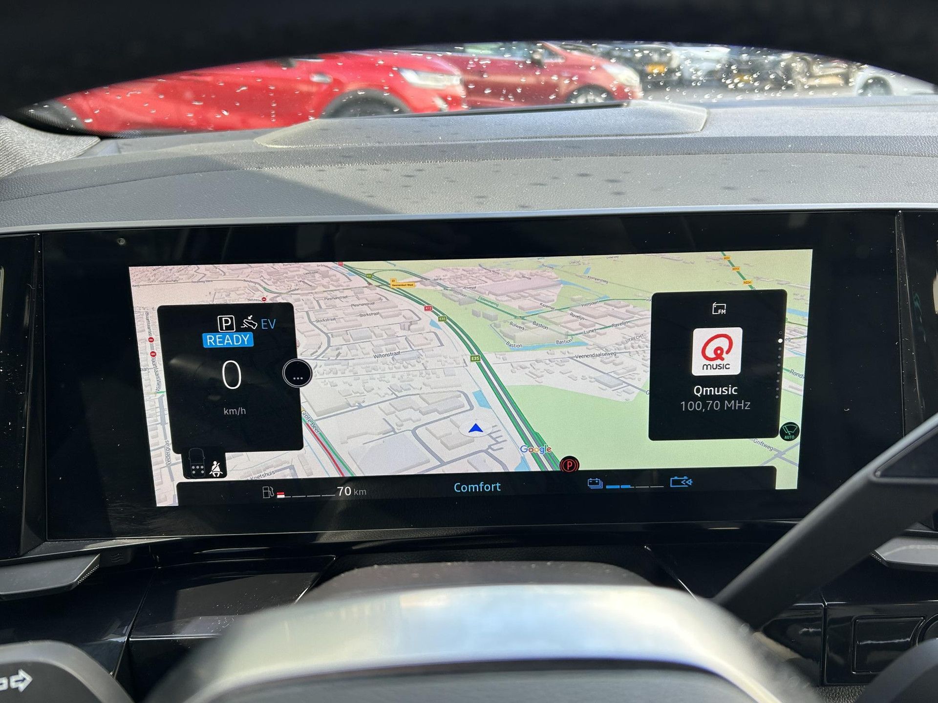 Renault Espace met kenteken KDN-52-Z – dashboard