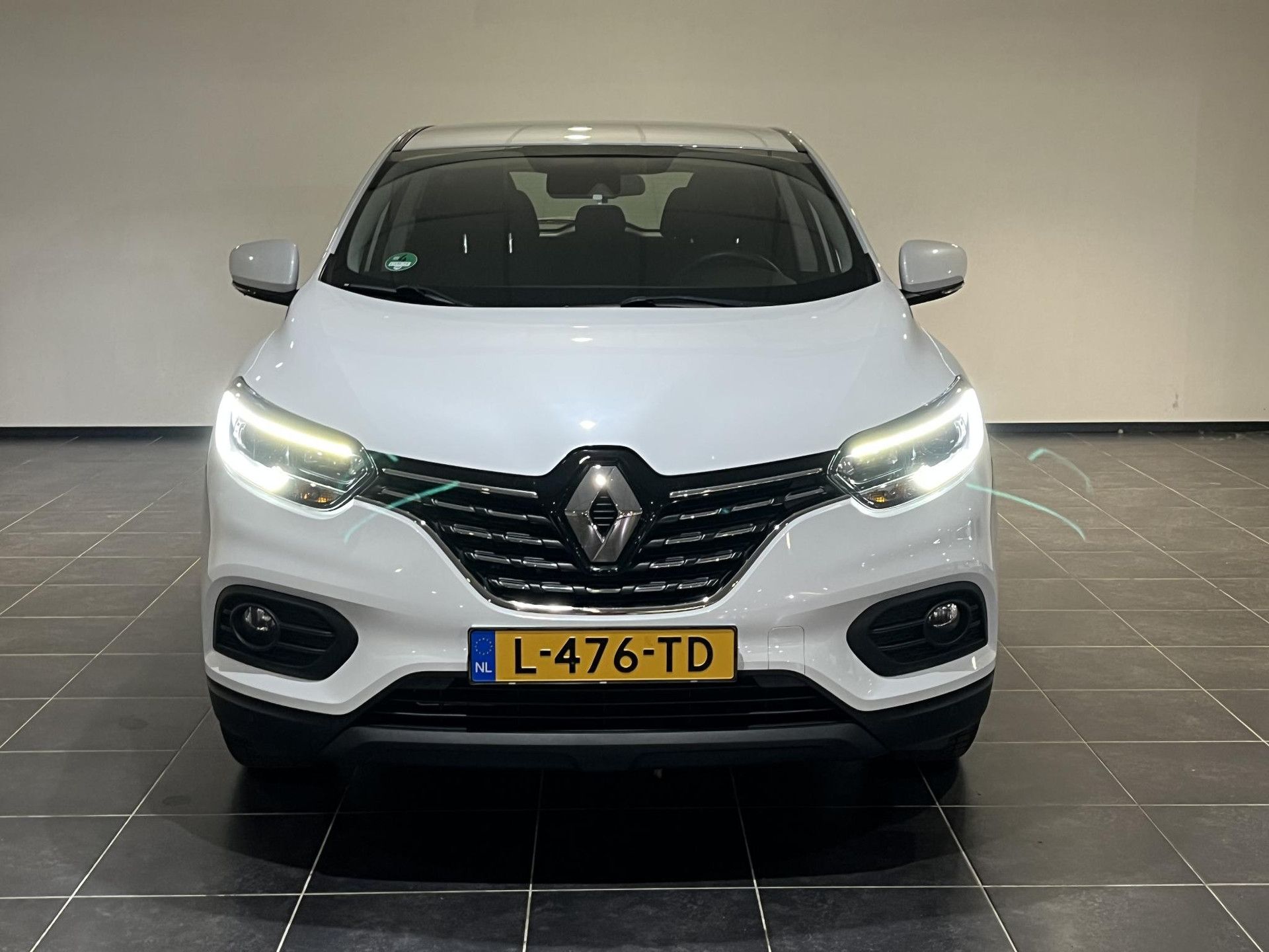 Renault Kadjar met kenteken L-476-TD – achteraanzicht