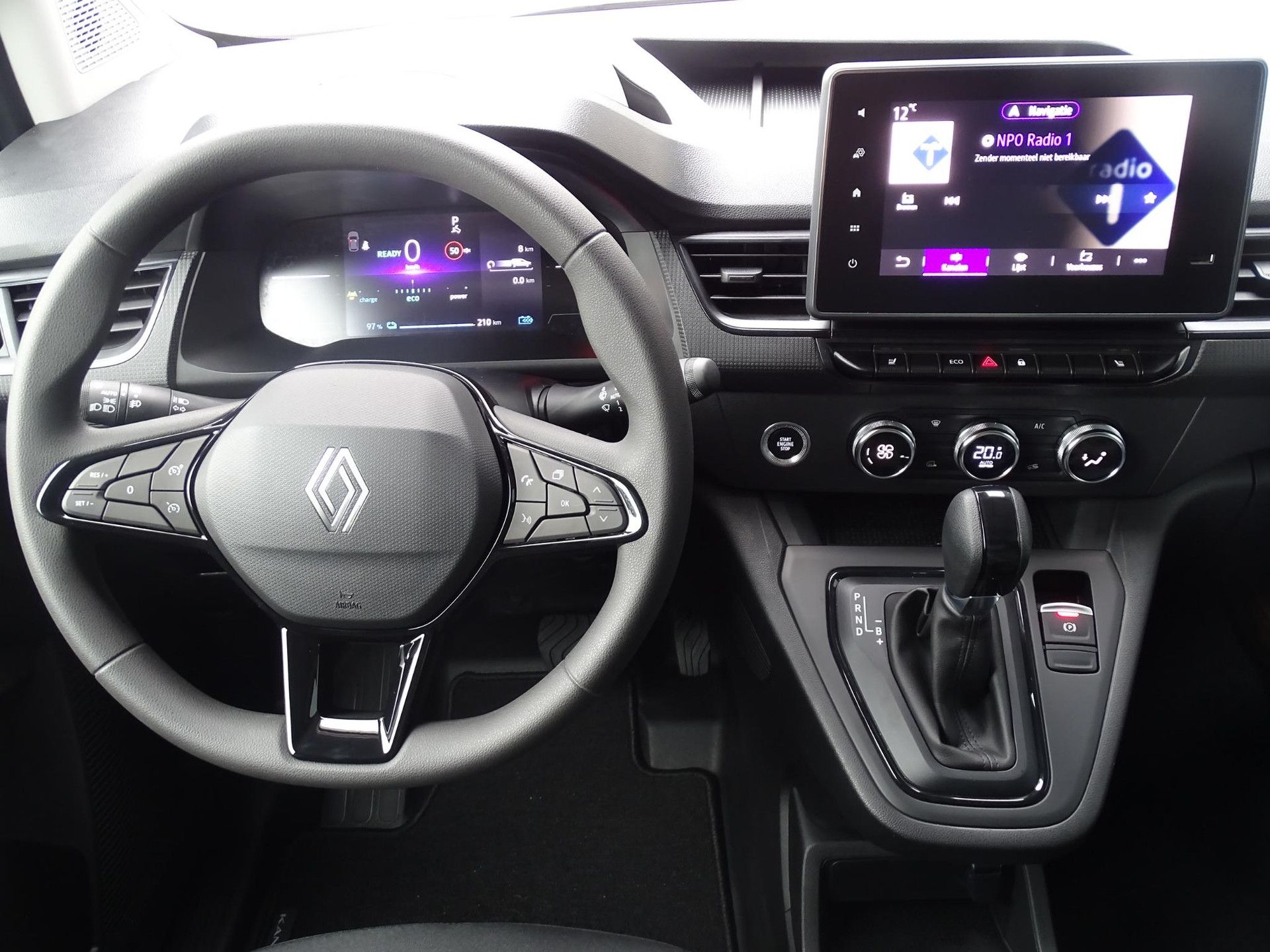 Renault Kangoo met kenteken V-27-NKK – interieur