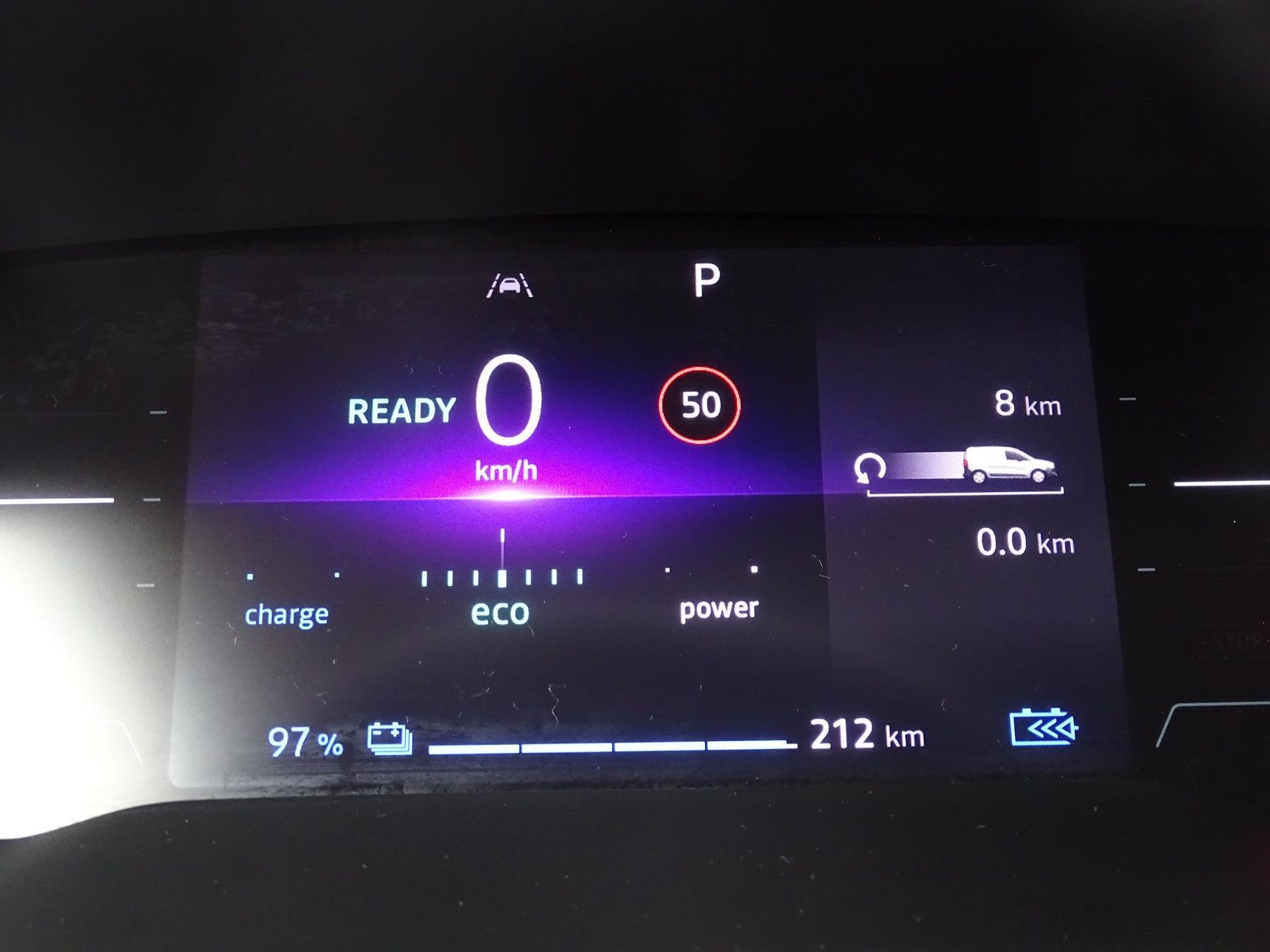 Renault Kangoo met kenteken V-27-NKK – dashboard