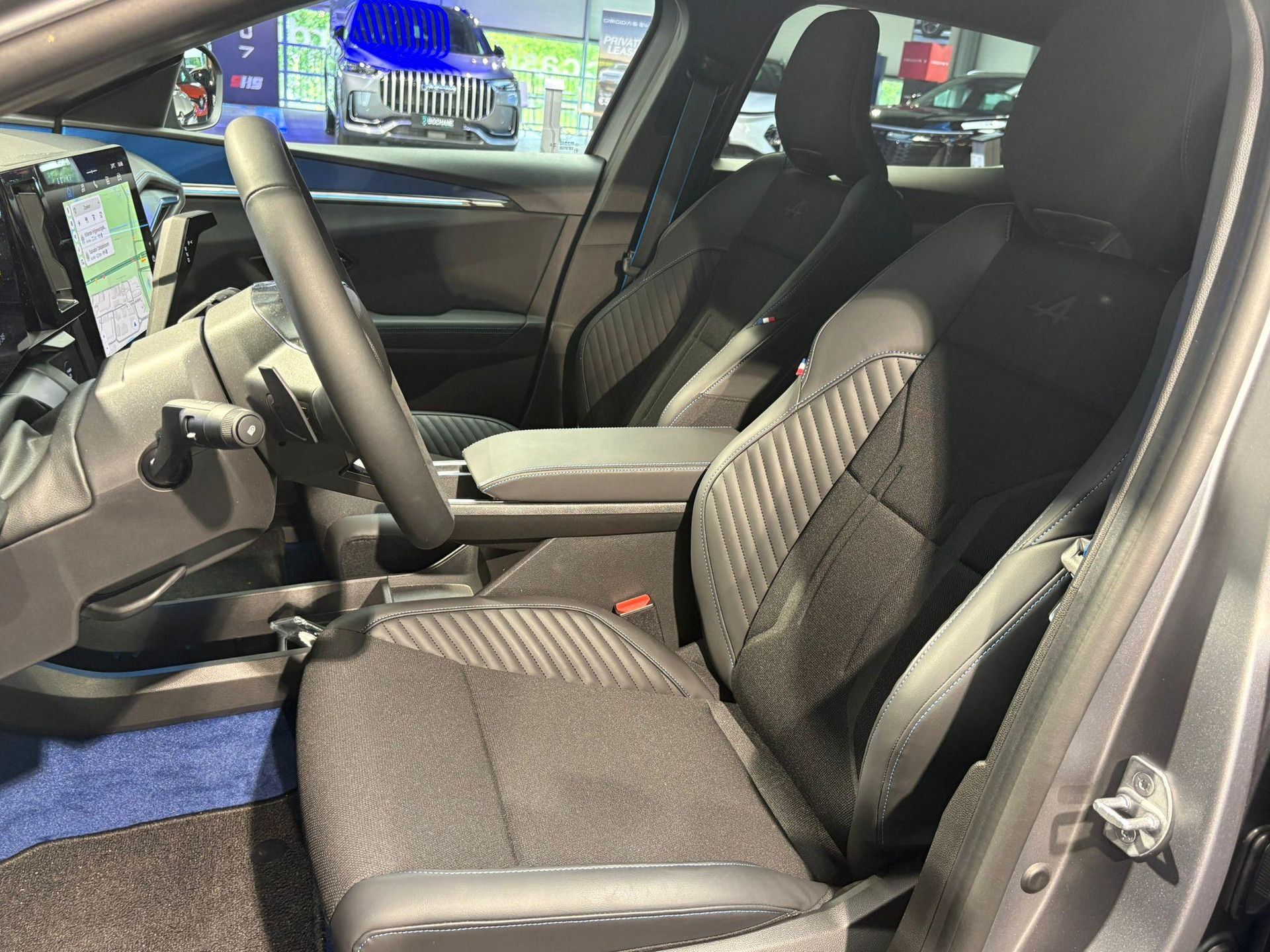 Renault MeganeE-Tech met kenteken KFB-26-X – detailfoto