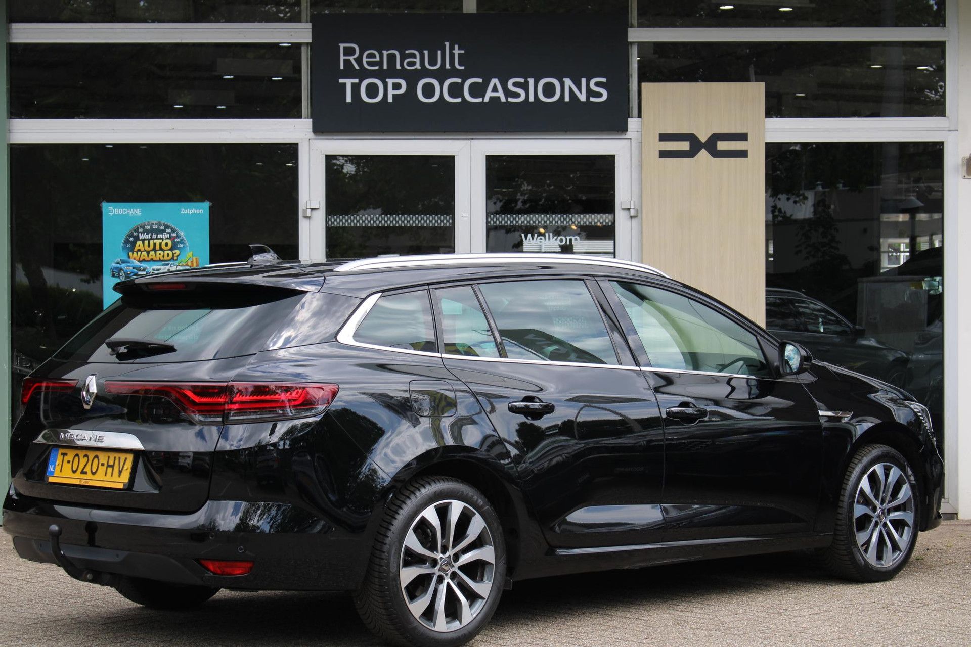 Renault MéganeEstate met kenteken T-020-HV – achteraanzicht