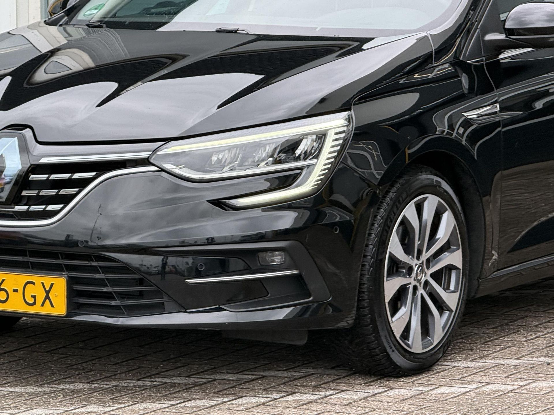 Renault MéganeEstate met kenteken T-086-GX – detailfoto