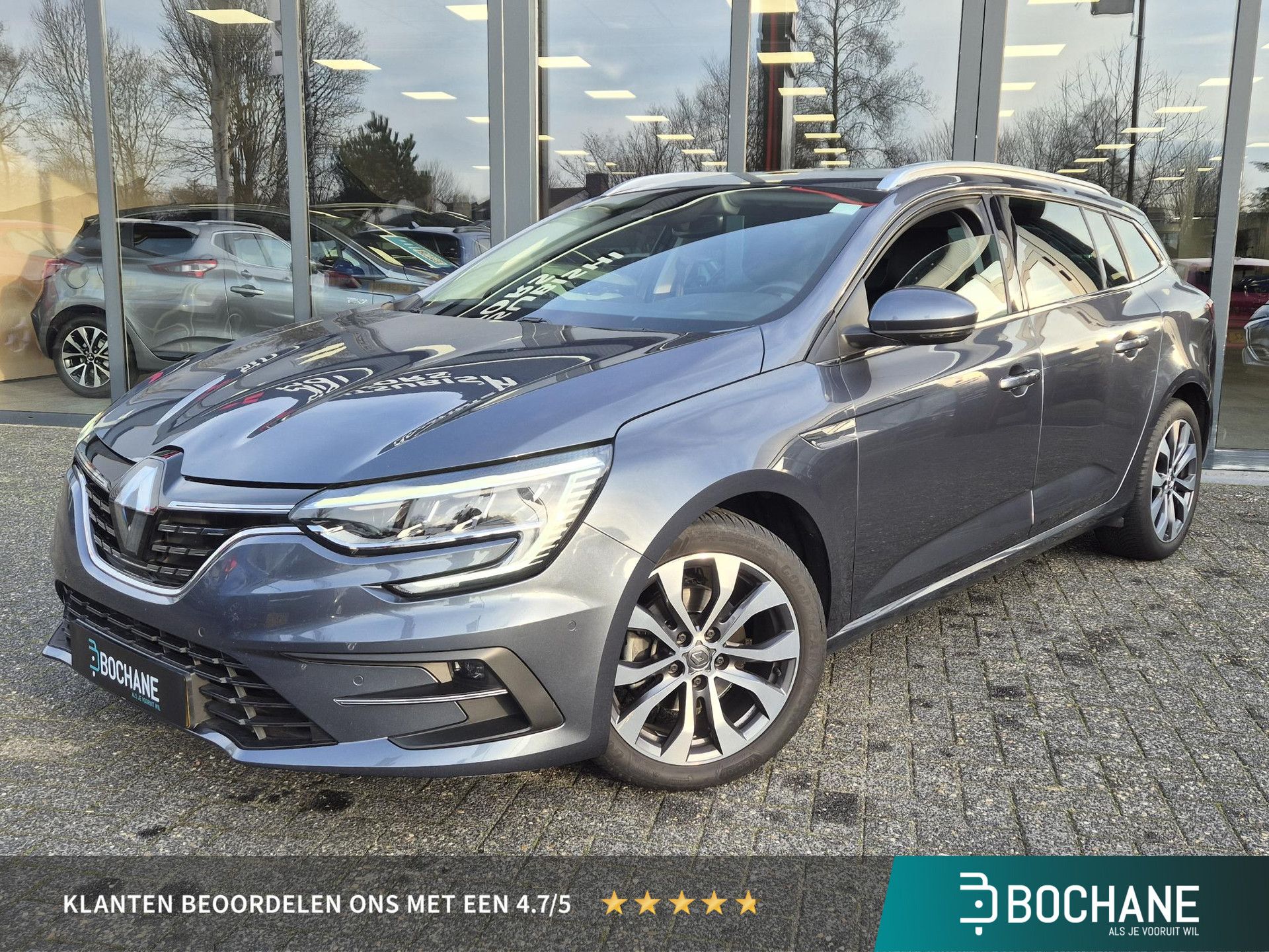Renault MéganeEstate met kenteken T-211-GF – vooraanzicht