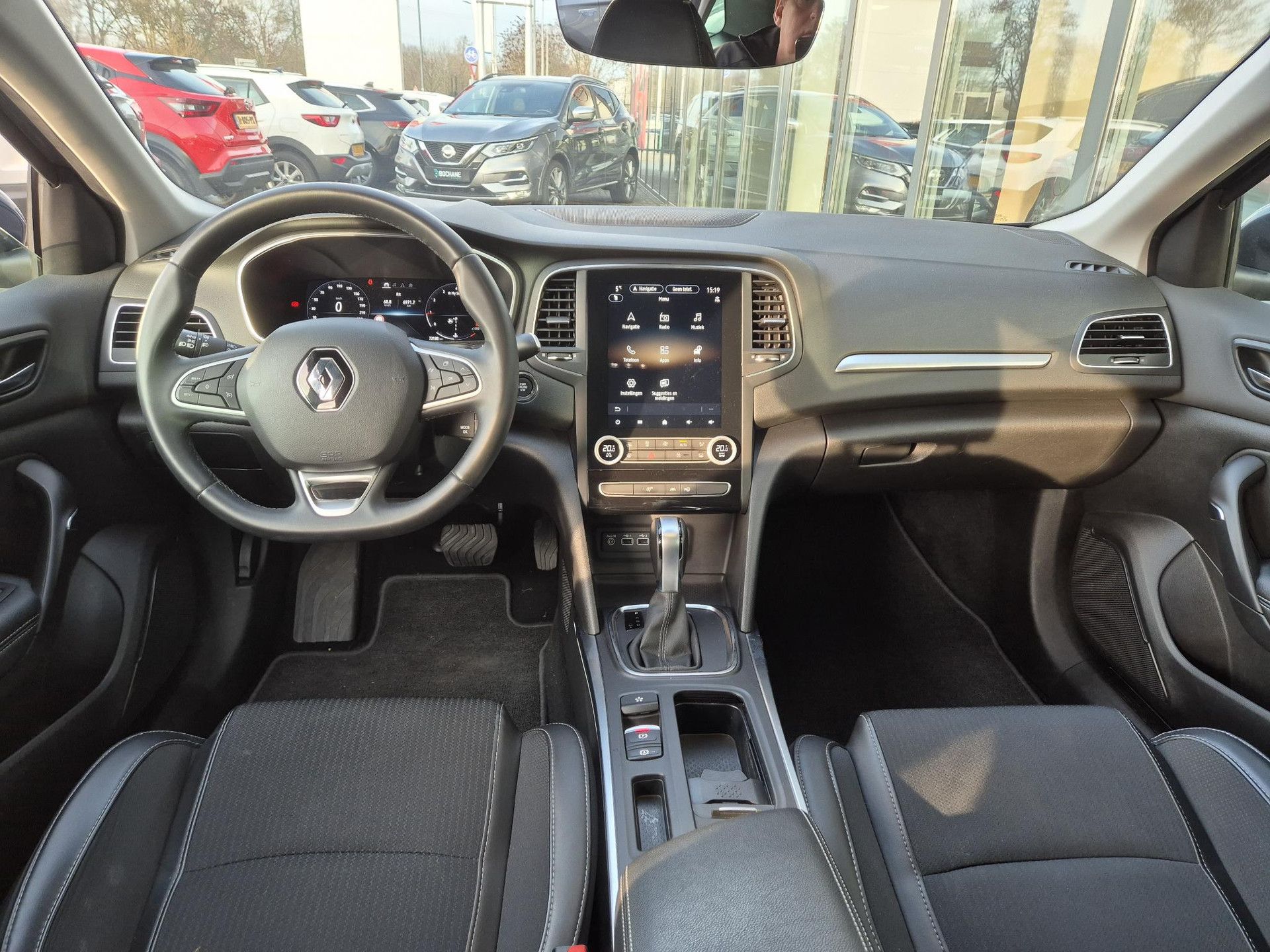 Renault MéganeEstate met kenteken T-211-GF – interieur