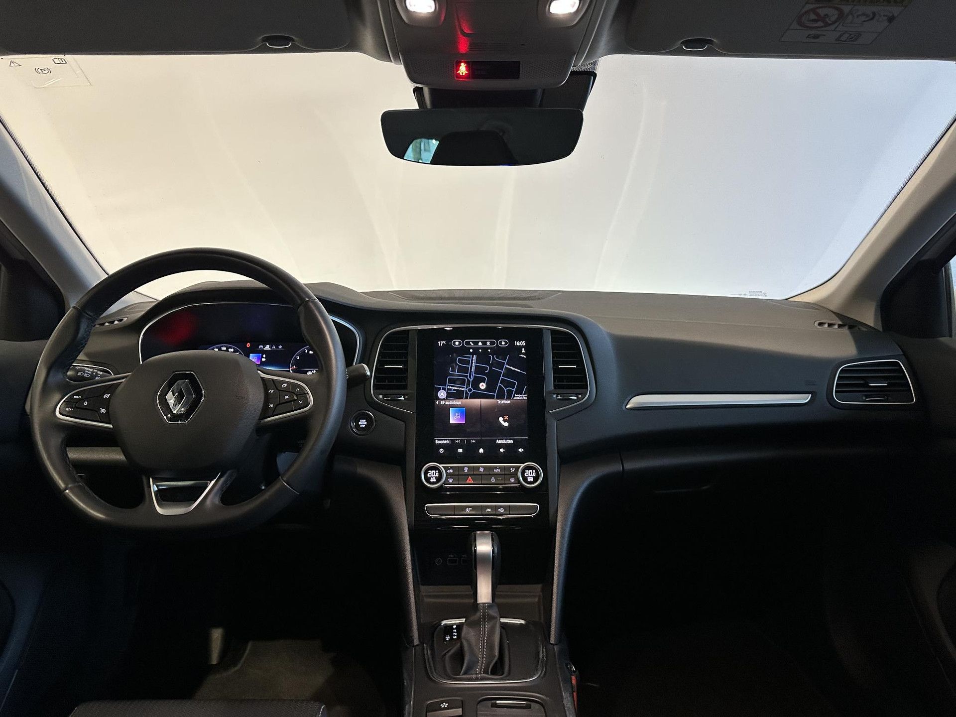 Renault MéganeEstate met kenteken T-224-HB – interieur