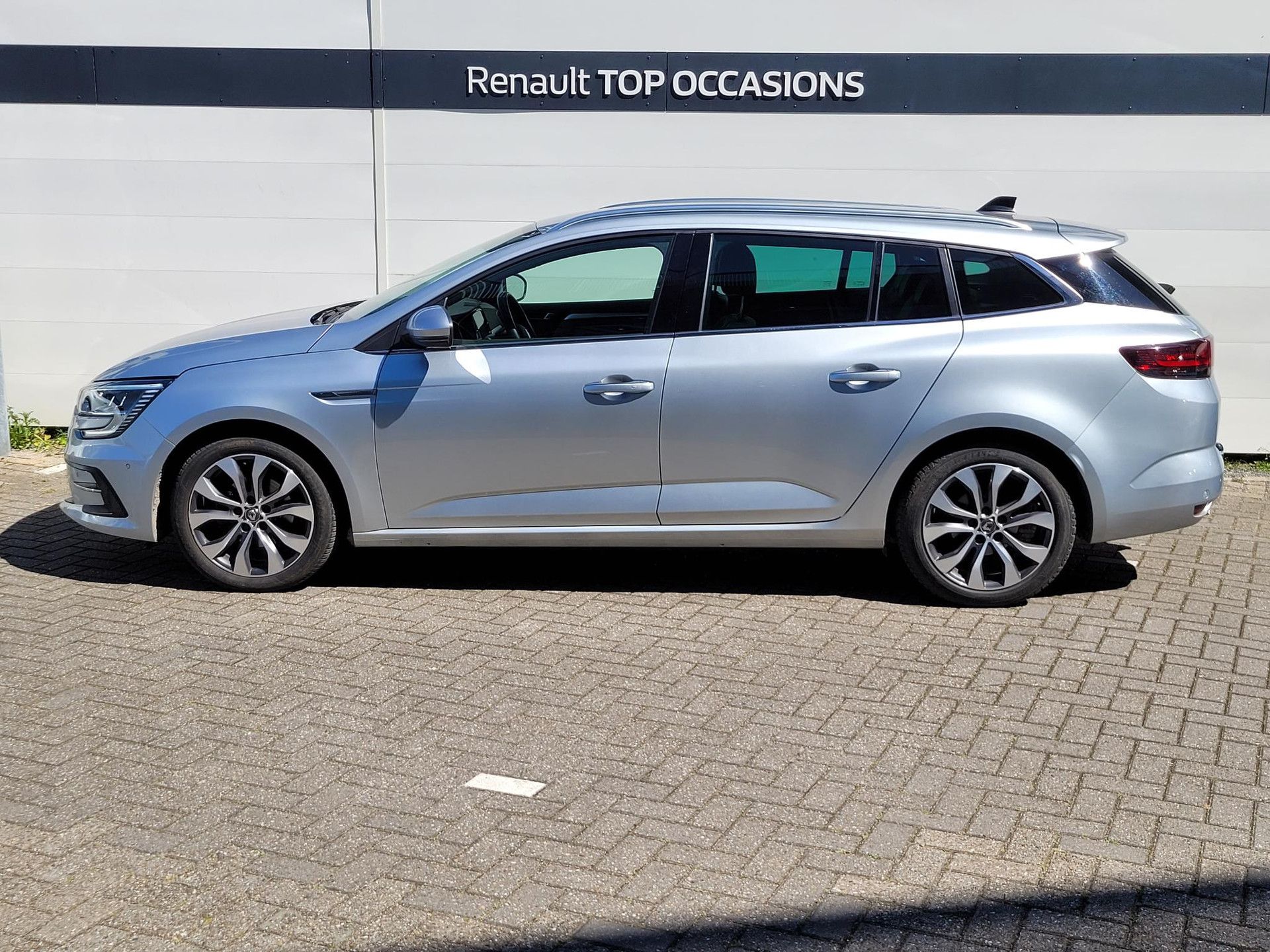 Renault MéganeEstate met kenteken T-410-HL – detailfoto