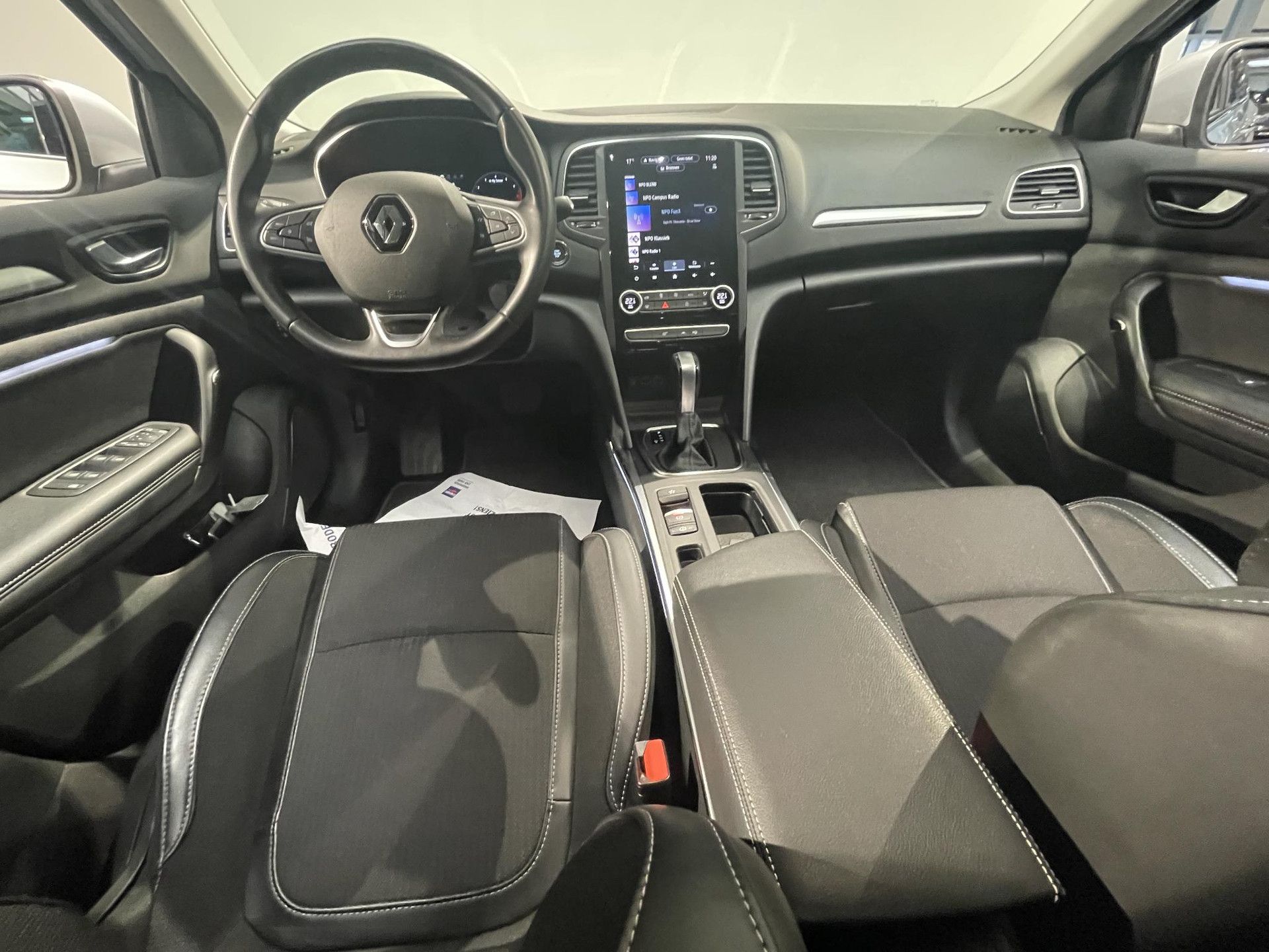 Renault MéganeEstate met kenteken T-413-HL – interieur