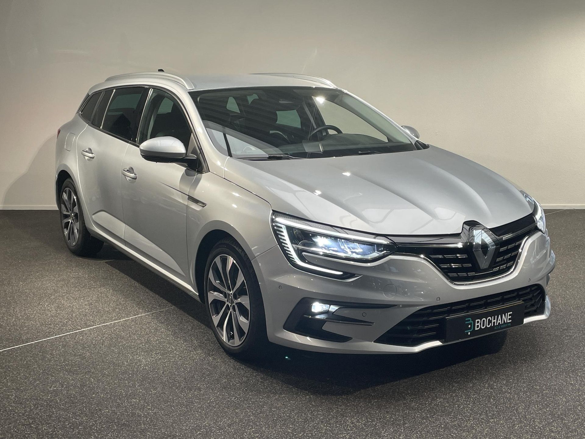 Renault MéganeEstate met kenteken T-413-HL – detailfoto