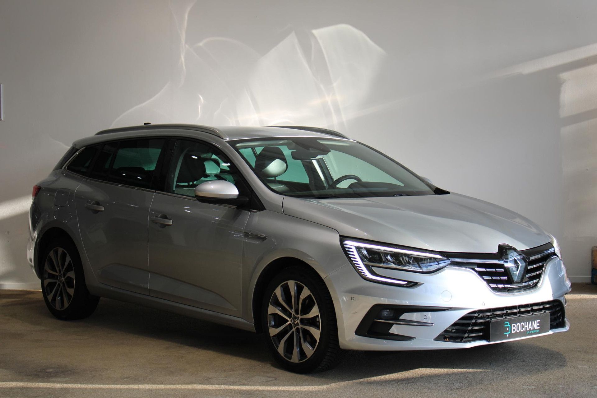Renault MéganeEstate met kenteken T-630-HF – detailfoto