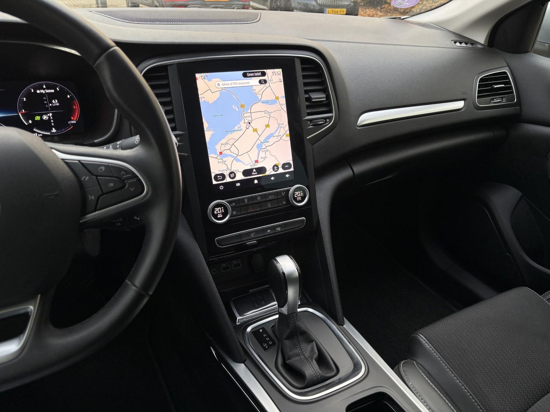 Renault MéganeEstate met kenteken T-632-HF – interieur