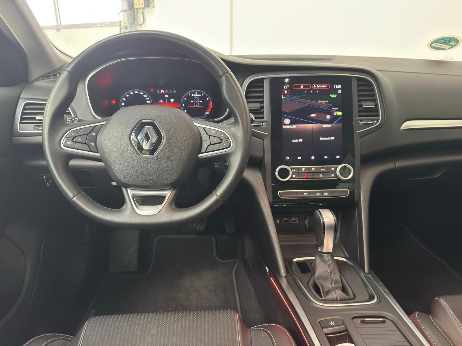 Renault MéganeEstate met kenteken T-840-RG – interieur