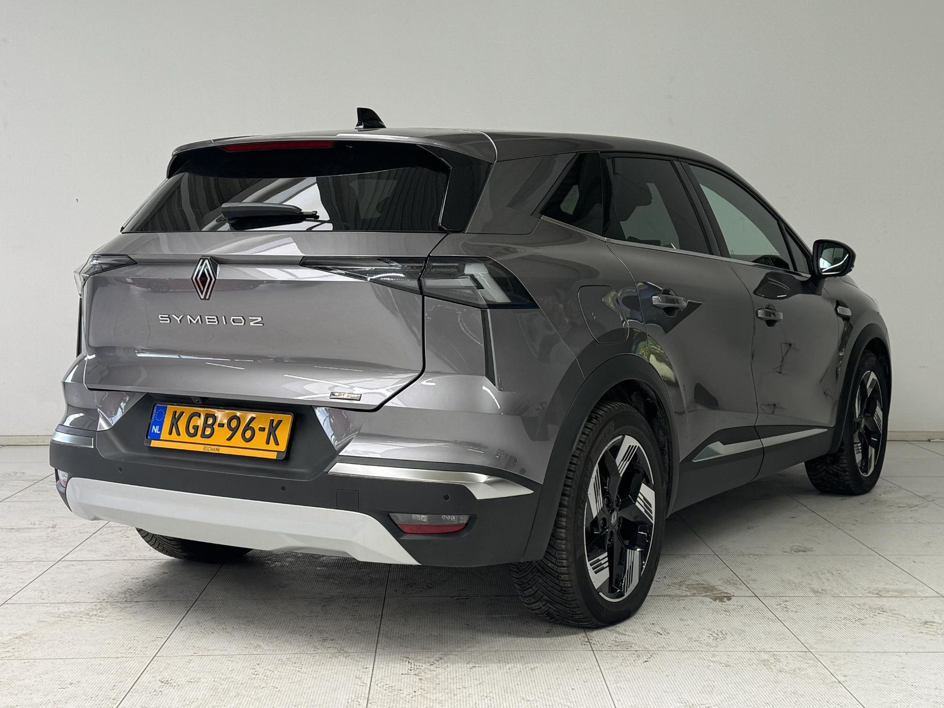 Renault Symbioz met kenteken KGB-96-K – achteraanzicht
