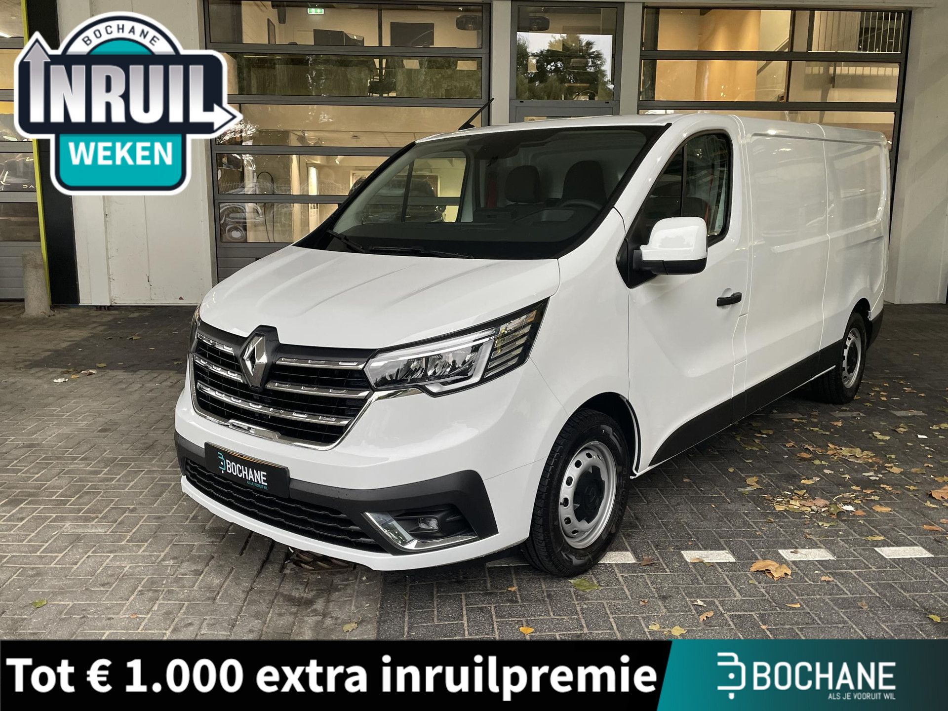 Renault Trafic met kenteken V-51-LTP – vooraanzicht