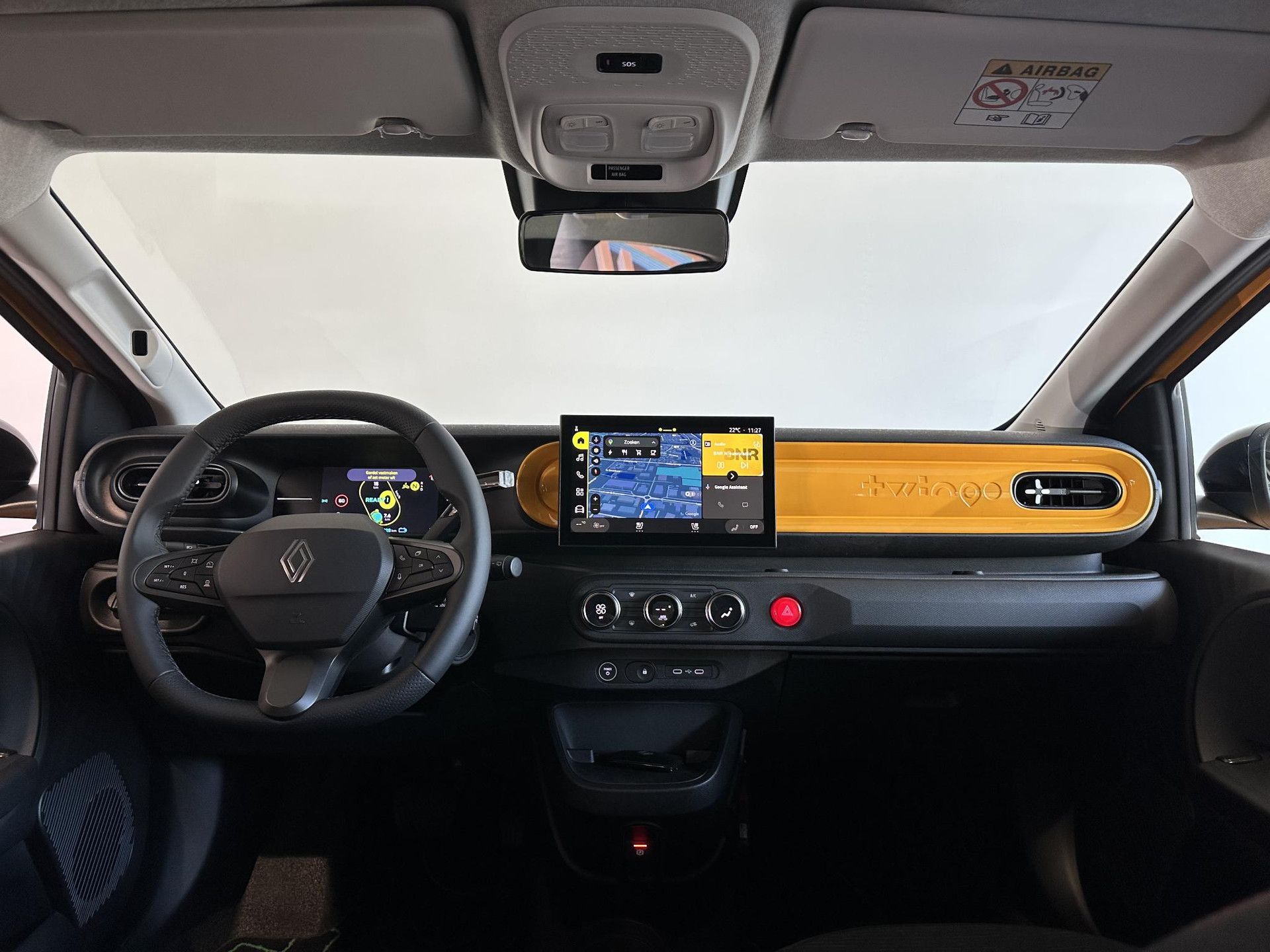 Renault Twingo met kenteken KHB-70-J – interieur
