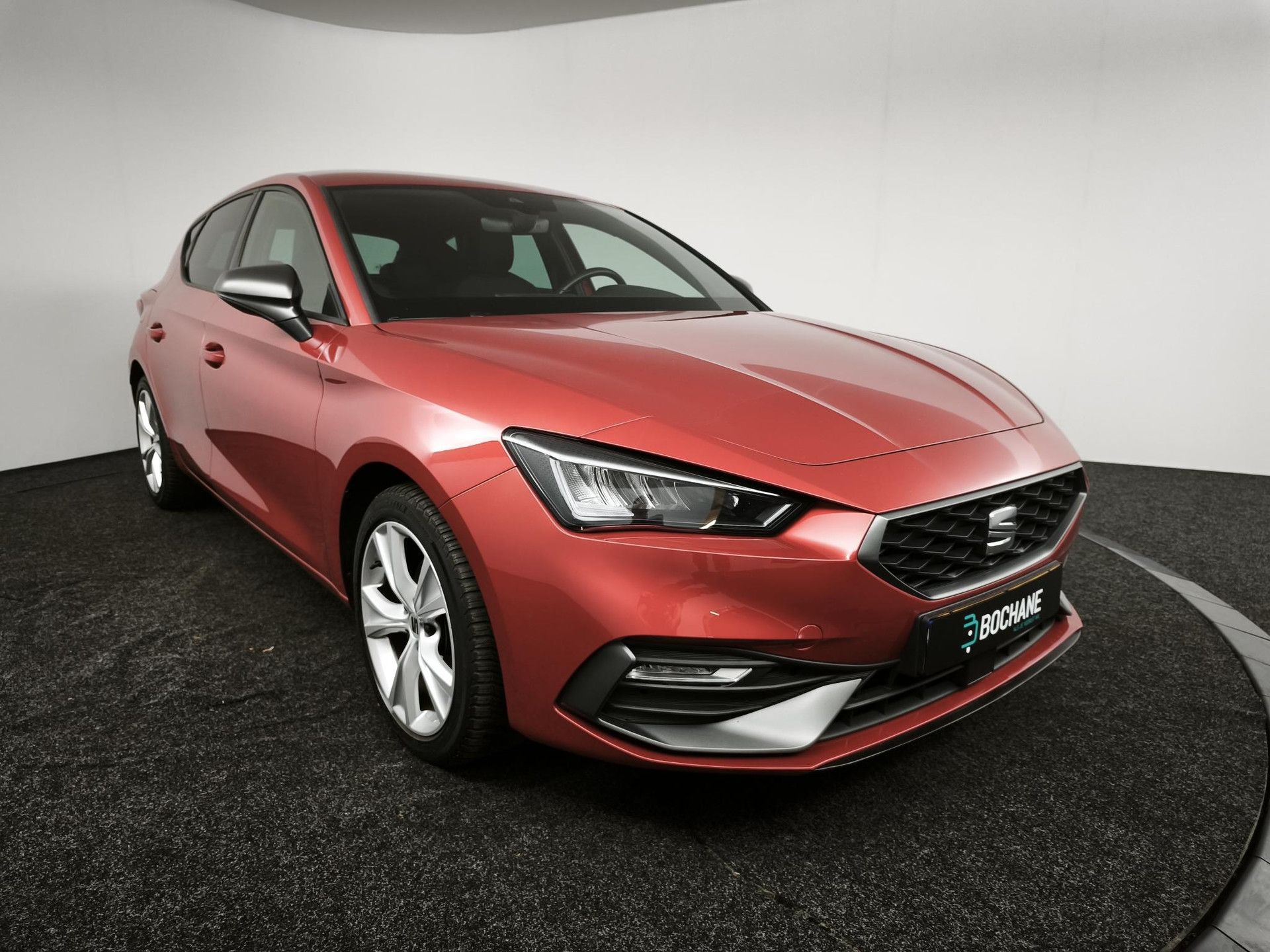 SEAT Leon met kenteken P-227-HR – detailfoto