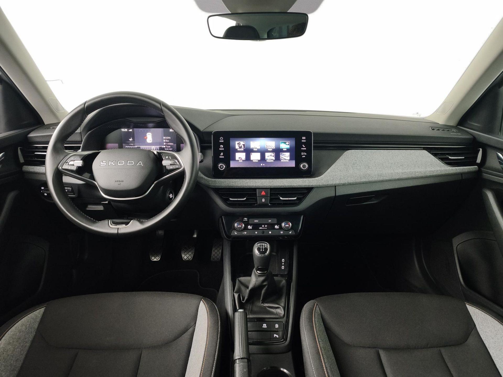 Skoda Kamiq met kenteken KKP-49-T – interieur
