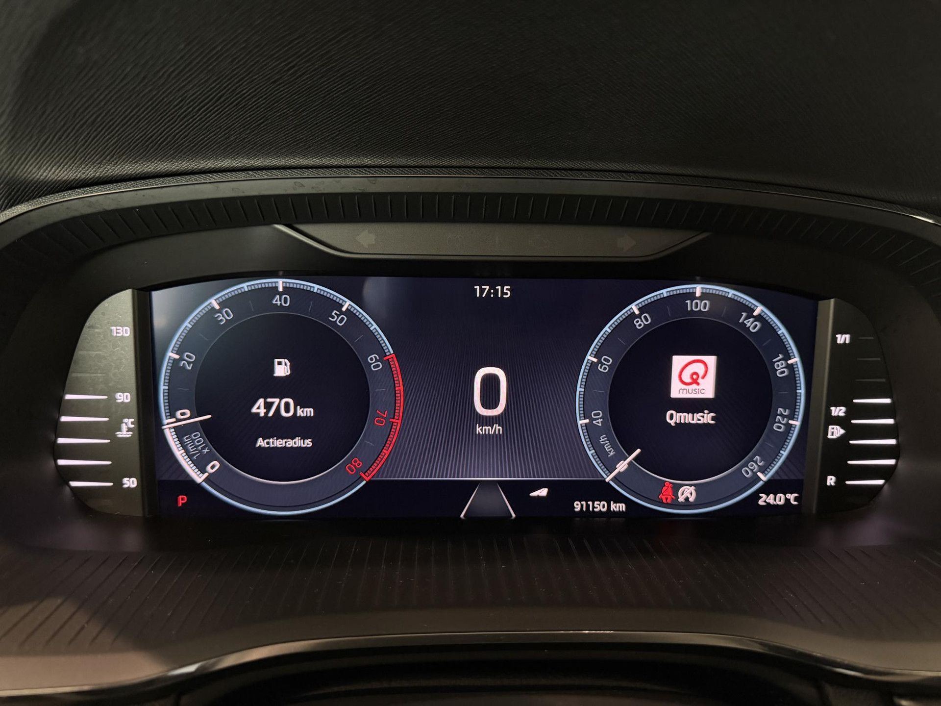 Skoda Octavia met kenteken P-168-DH – dashboard