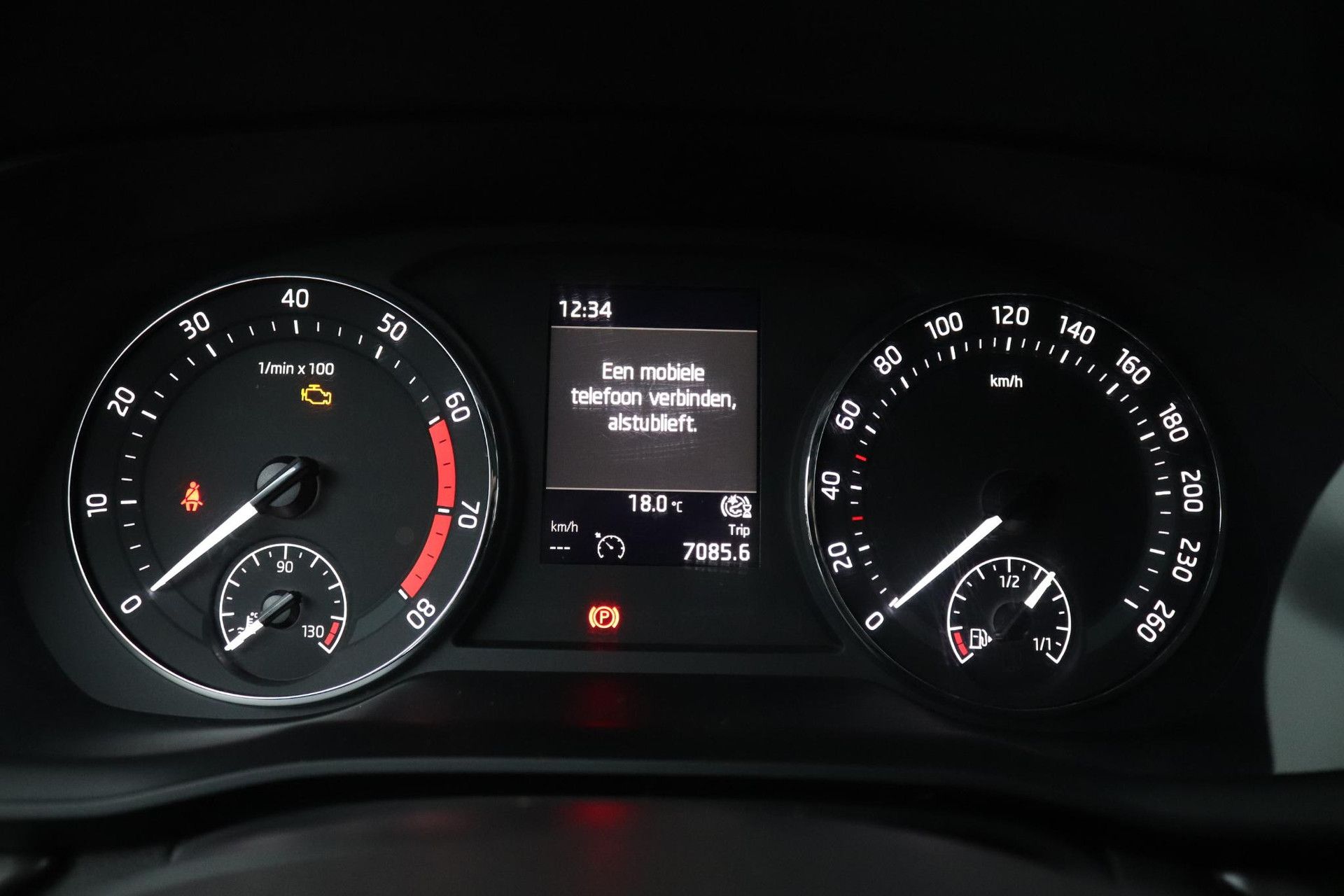 Skoda Octavia met kenteken S-403-GK – dashboard