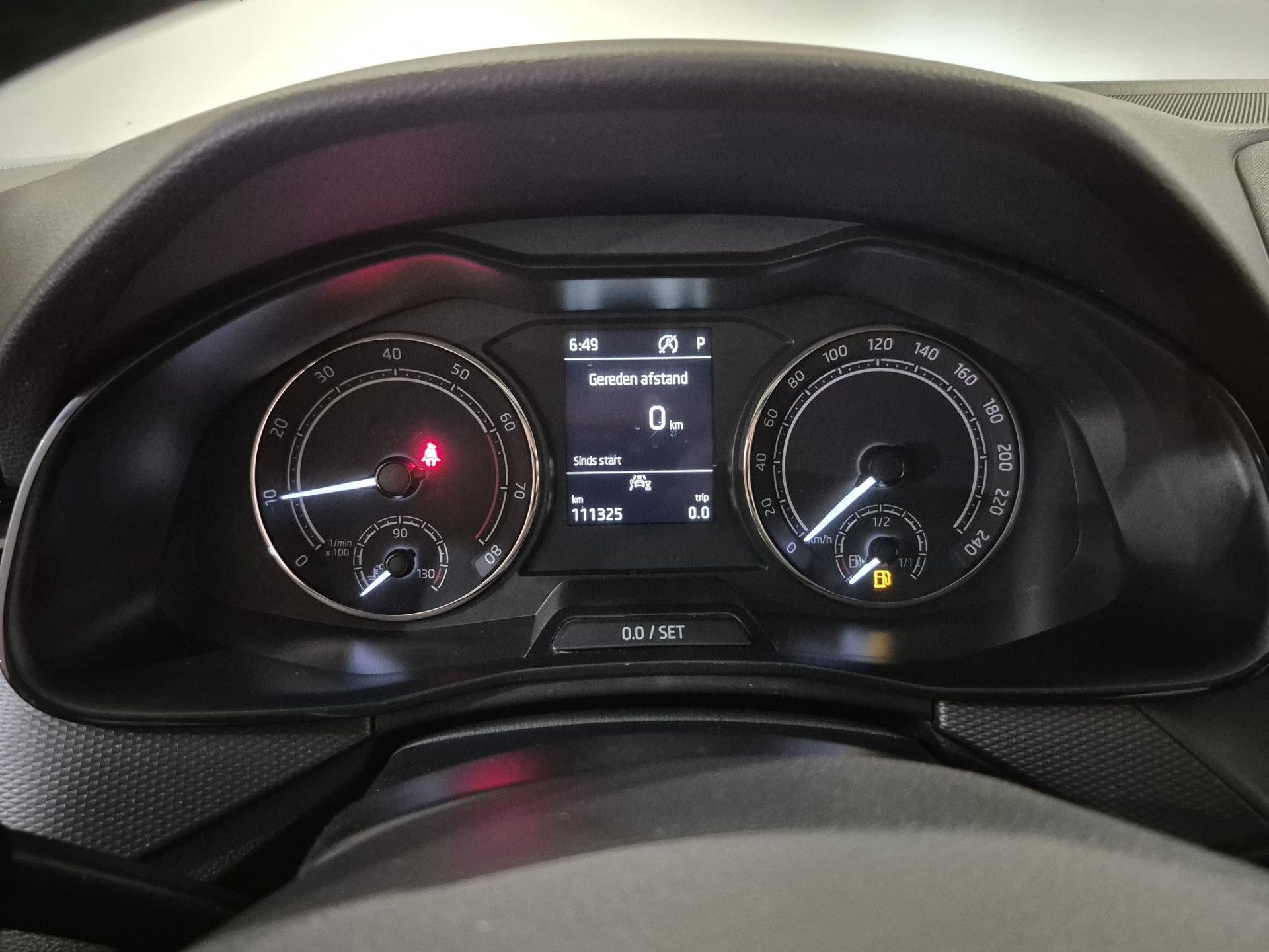 Skoda Scala met kenteken J-932-XJ – dashboard