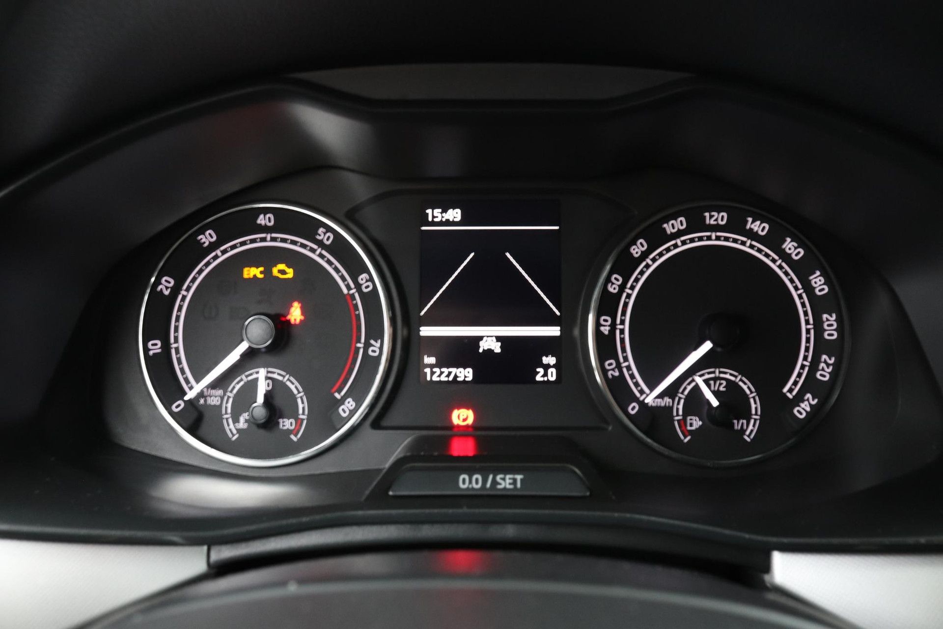 Skoda Scala met kenteken S-226-FR – dashboard