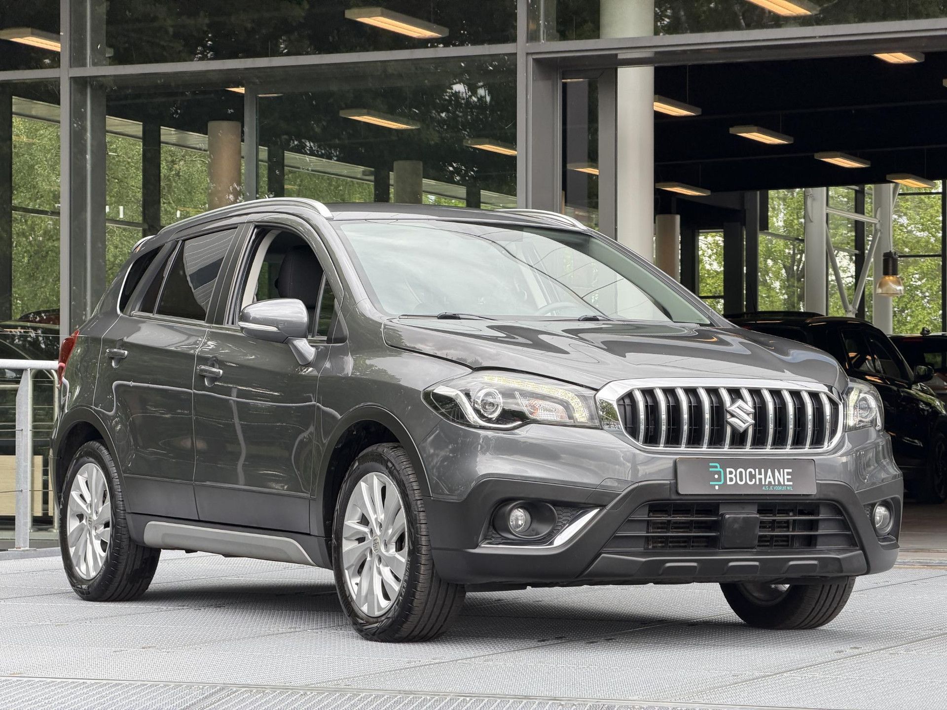 Suzuki S-Cross met kenteken H-478-BT – detailfoto
