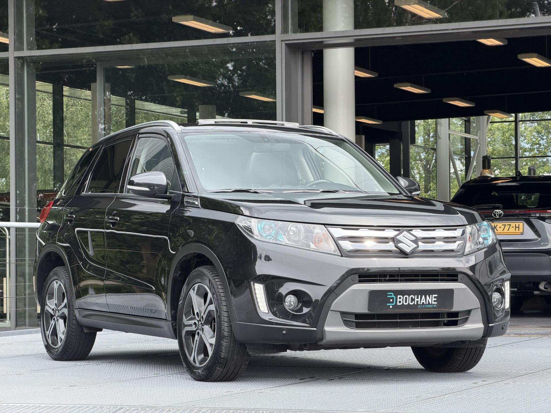Suzuki Vitara met kenteken RP-414-P – detailfoto