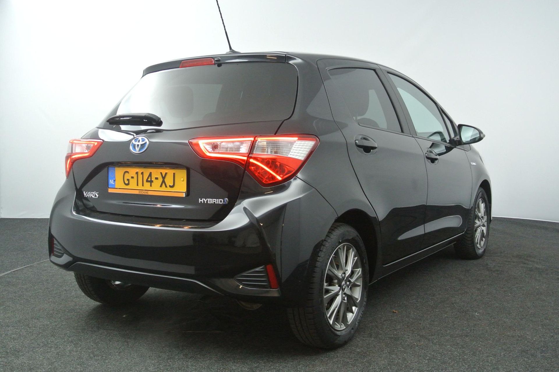 Toyota Yaris met kenteken G-114-XJ – achteraanzicht