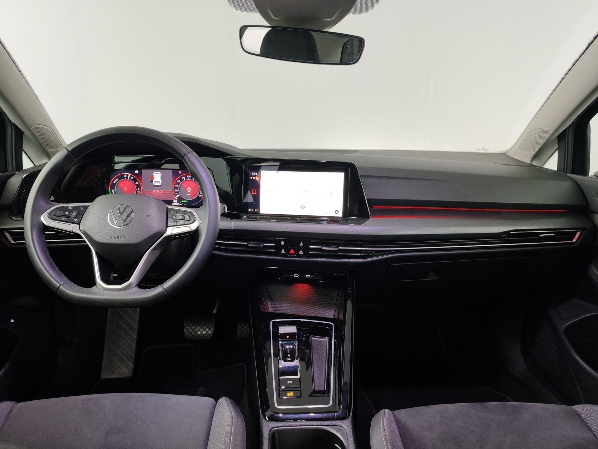 Volkswagen Golf met kenteken KJG-20-R – interieur