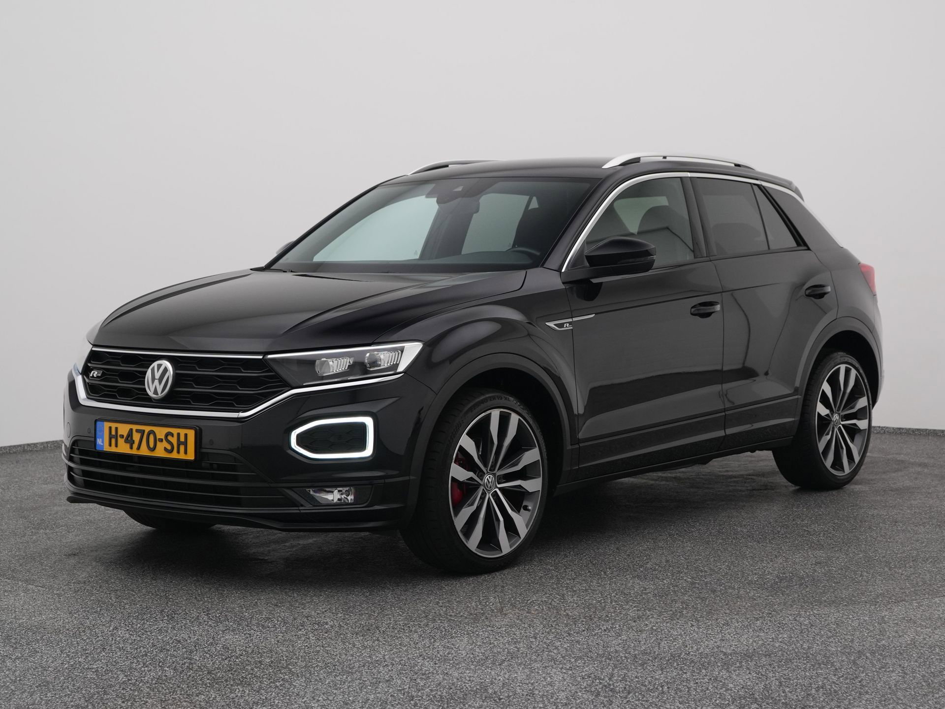 Volkswagen T-Roc met kenteken H-470-SH – vooraanzicht
