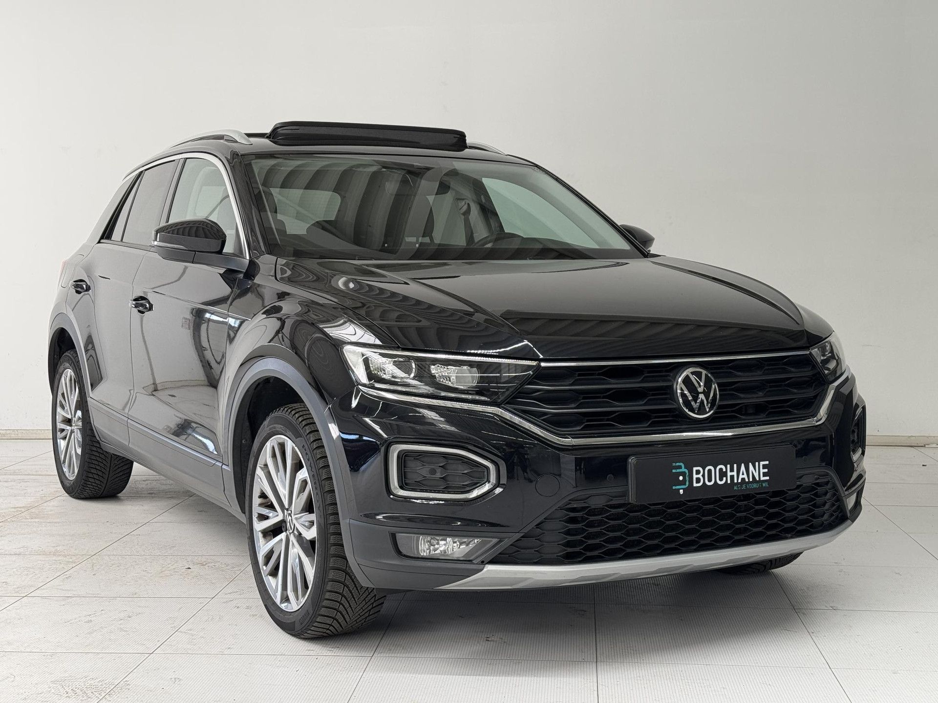 Volkswagen T-Roc met kenteken K-247-HH – detailfoto