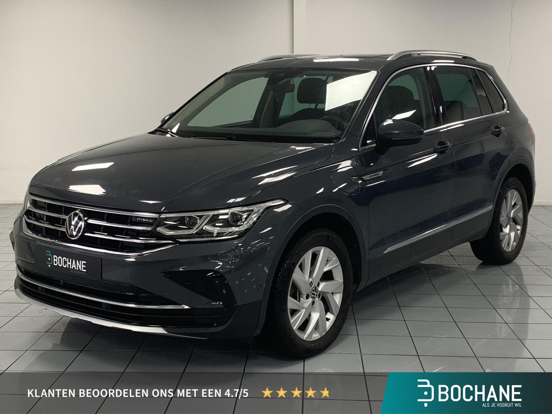 Volkswagen Tiguan met kenteken JRL-63-D – vooraanzicht