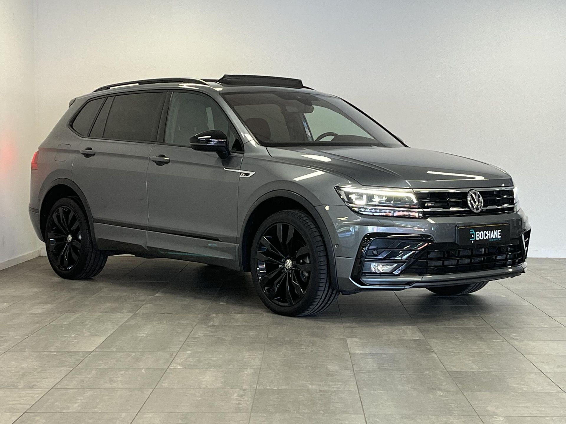 Volkswagen TiguanAllspace met kenteken N-180-GR – detailfoto