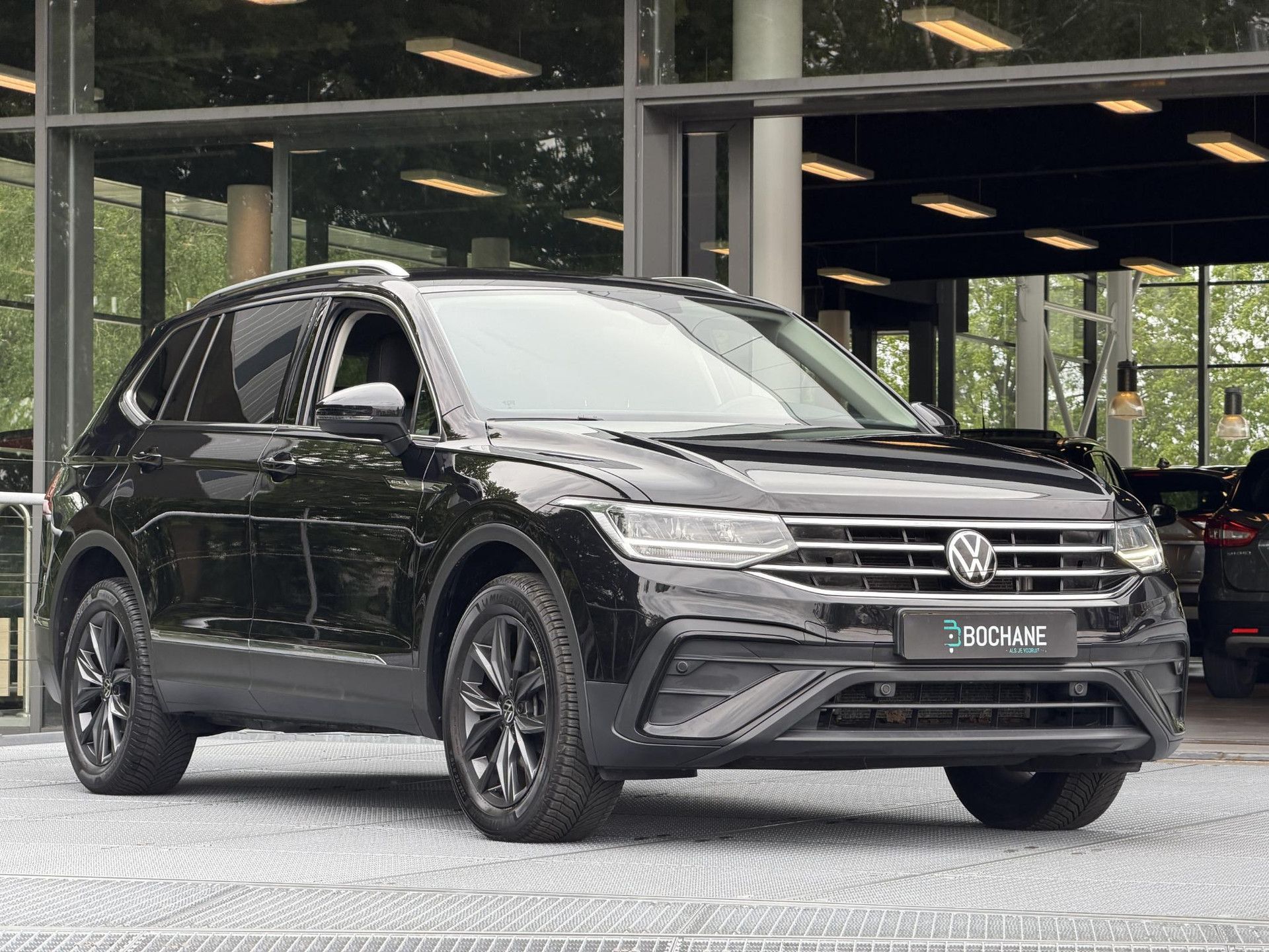 Volkswagen TiguanAllspace met kenteken S-962-NJ – detailfoto