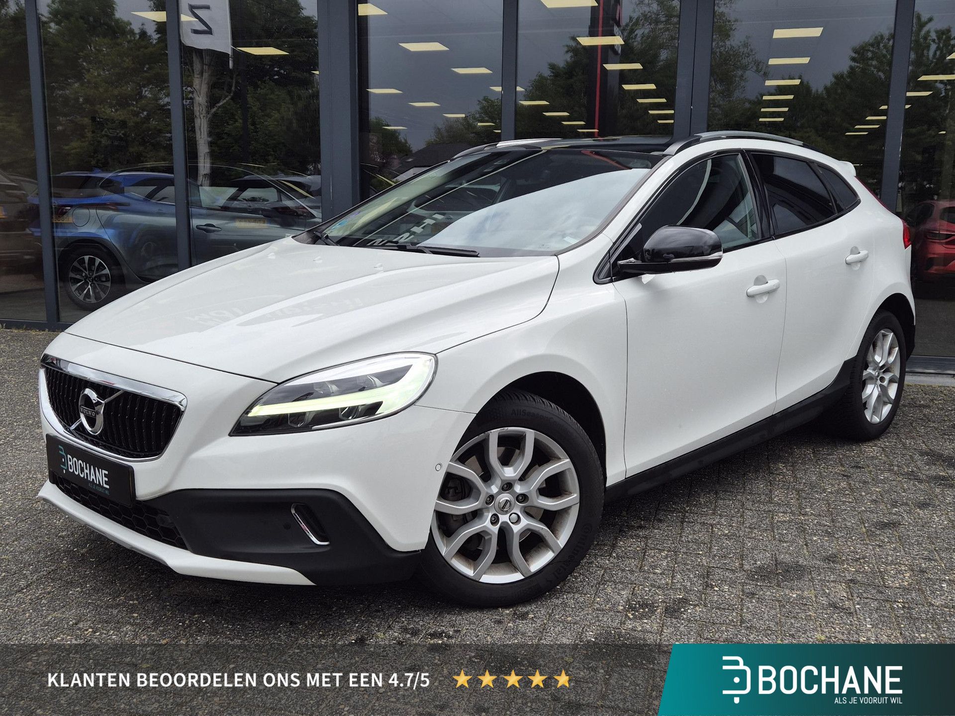 Volvo V40 met kenteken G-293-TX – vooraanzicht