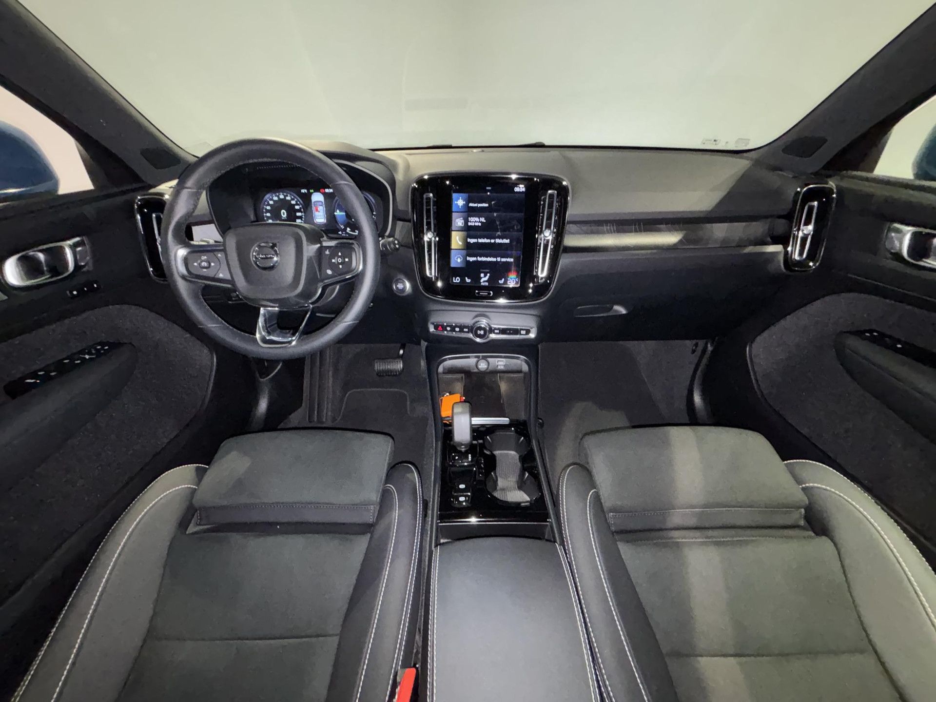Volvo XC40 met kenteken GHD-47-B – interieur