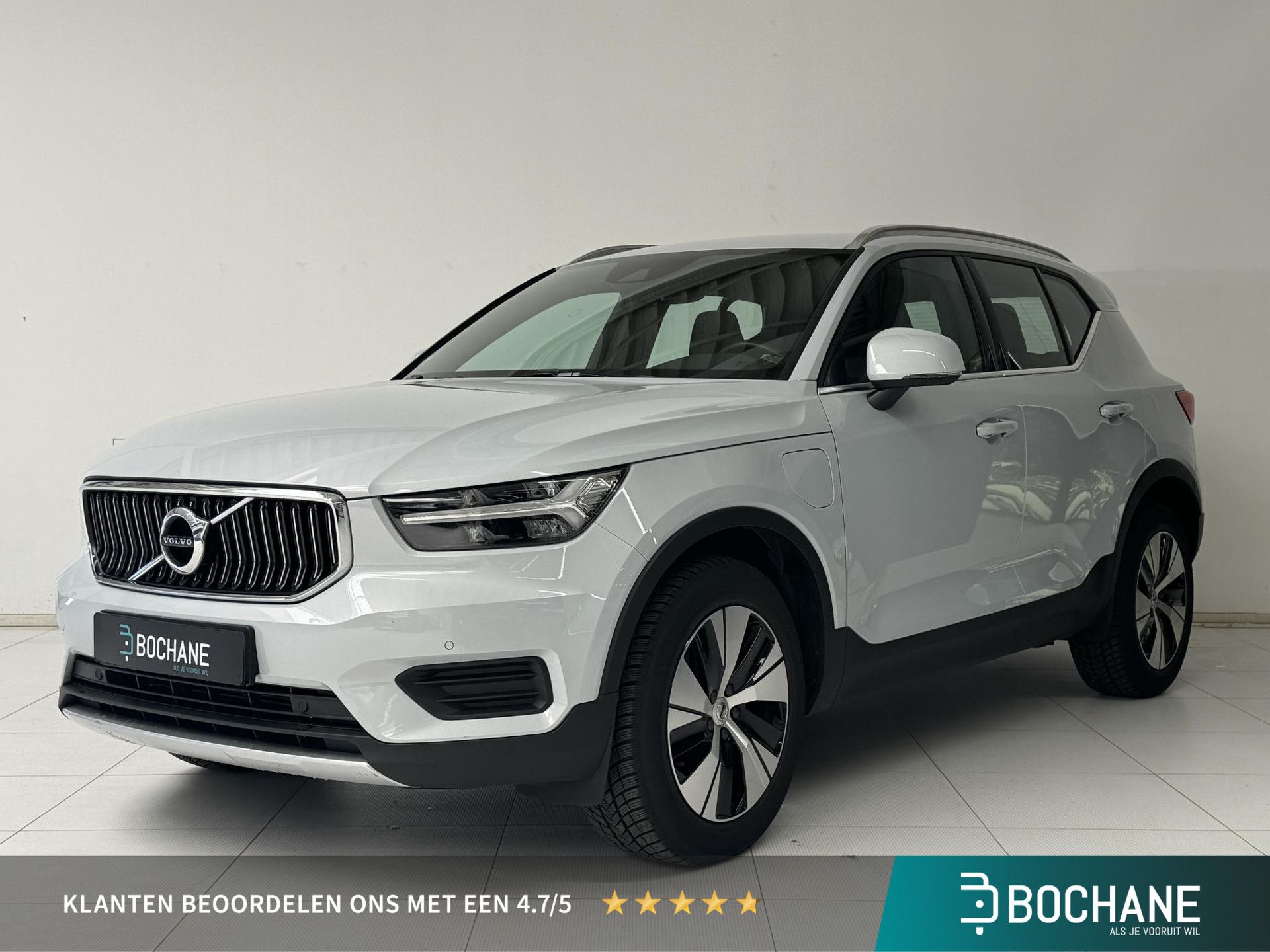 Volvo XC40 met kenteken P-256-BD – vooraanzicht