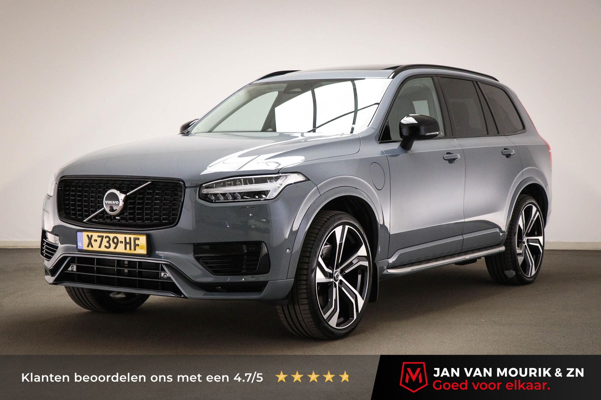 Volvo XC90 met kenteken X-739-HF – vooraanzicht