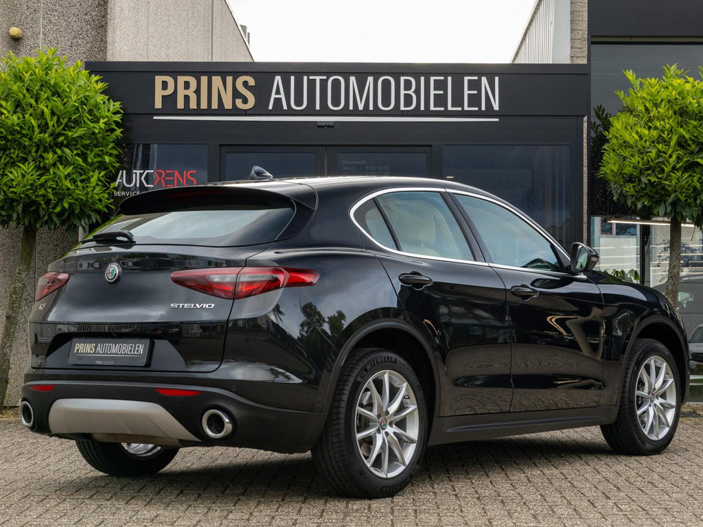 Alfa Romeo Stelvio – dashboard