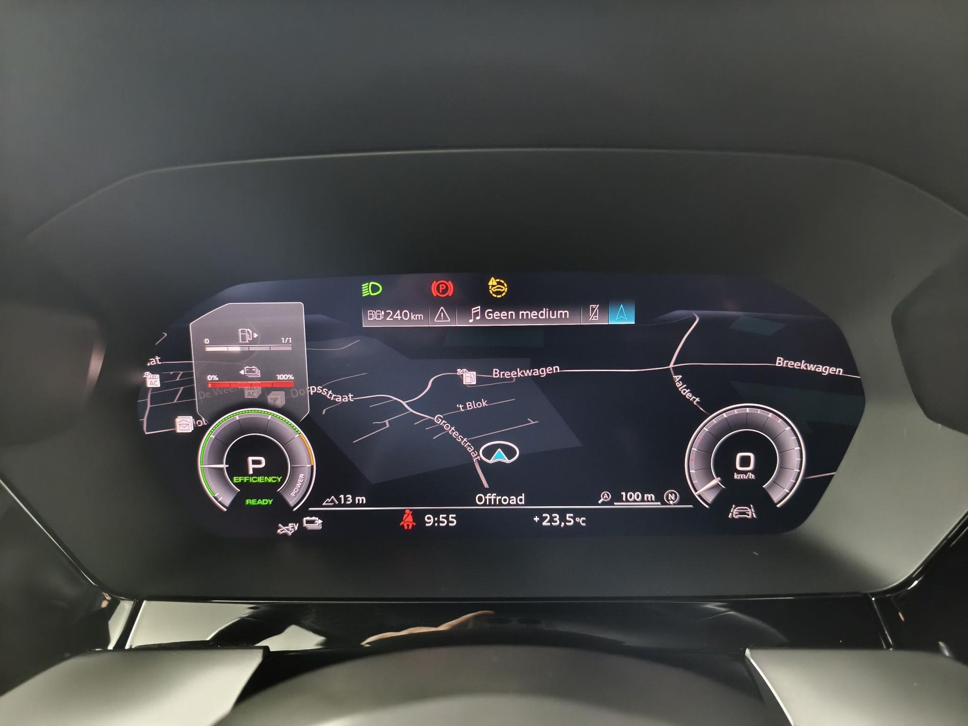 Audi A3 met kenteken HNR-98-Z – dashboard
