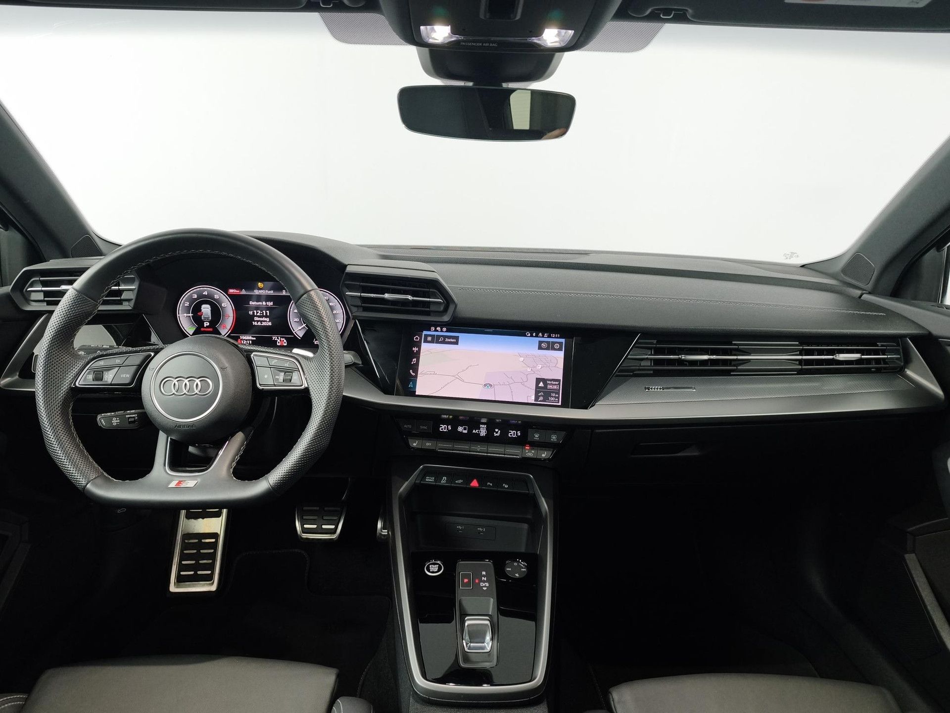 Audi A3 met kenteken KJK-22-S – interieur