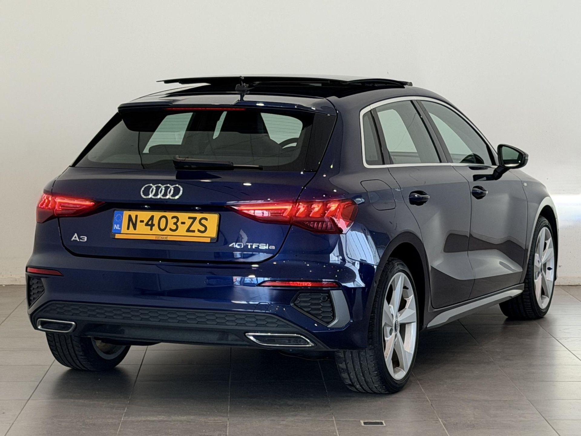 Audi A3 met kenteken N-403-ZS – achteraanzicht